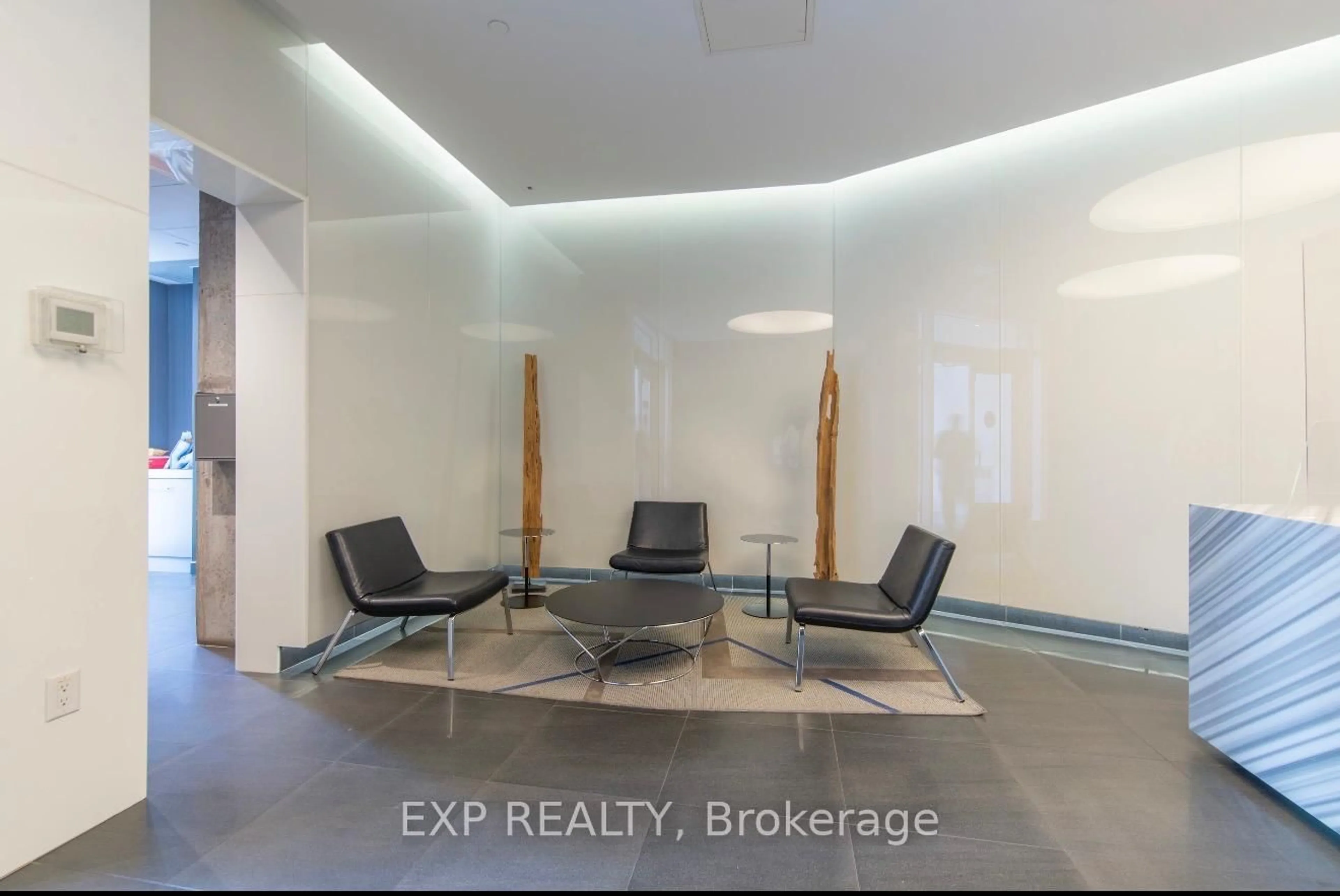 Lobby for 199 Slater St #1606, Ottawa Ontario K1P 0C8