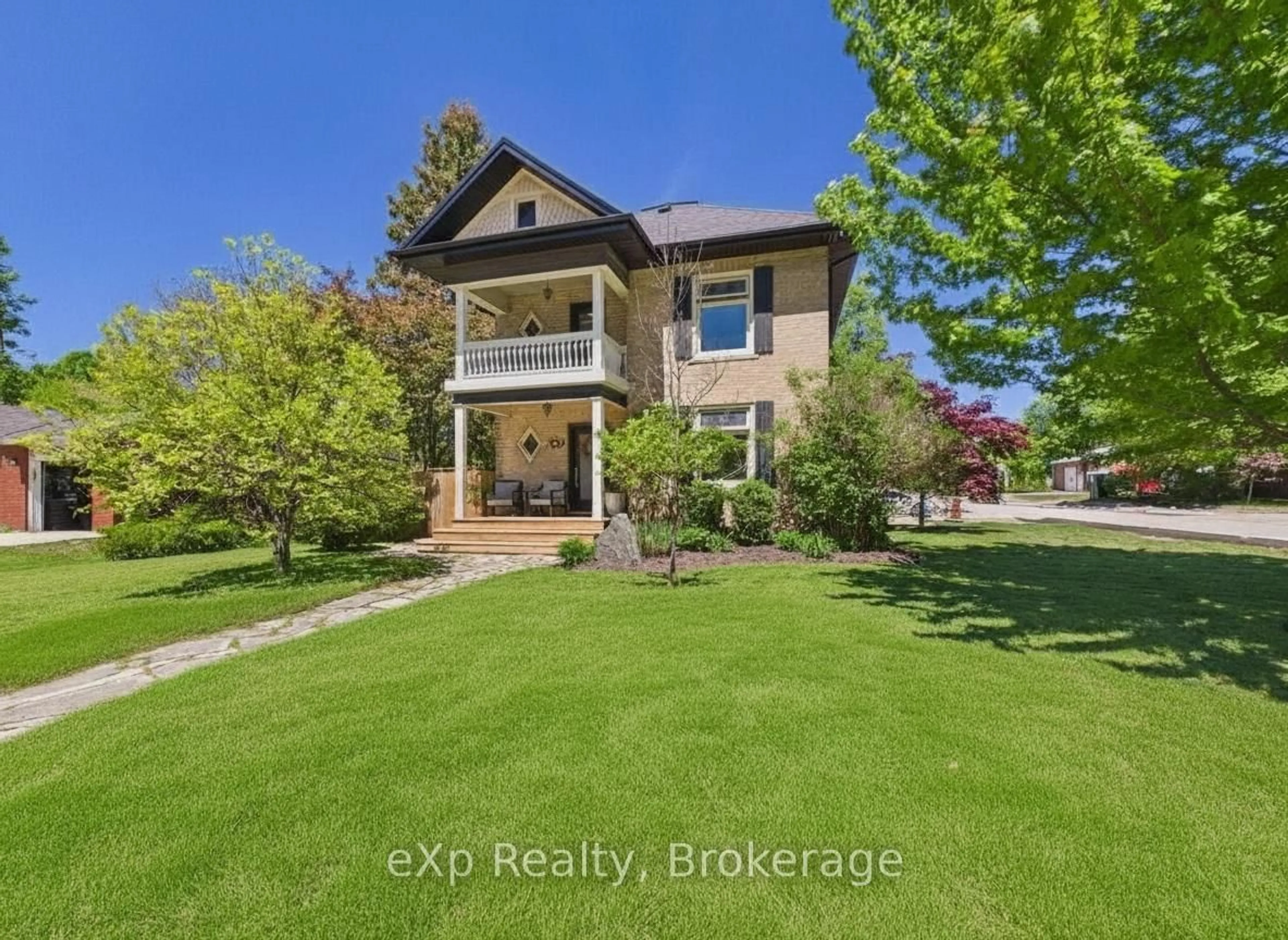 A pic from outside/outdoor area/front of a property/back of a property/a pic from drone, street for 709 Green St, Saugeen Shores Ontario N0H 2C0