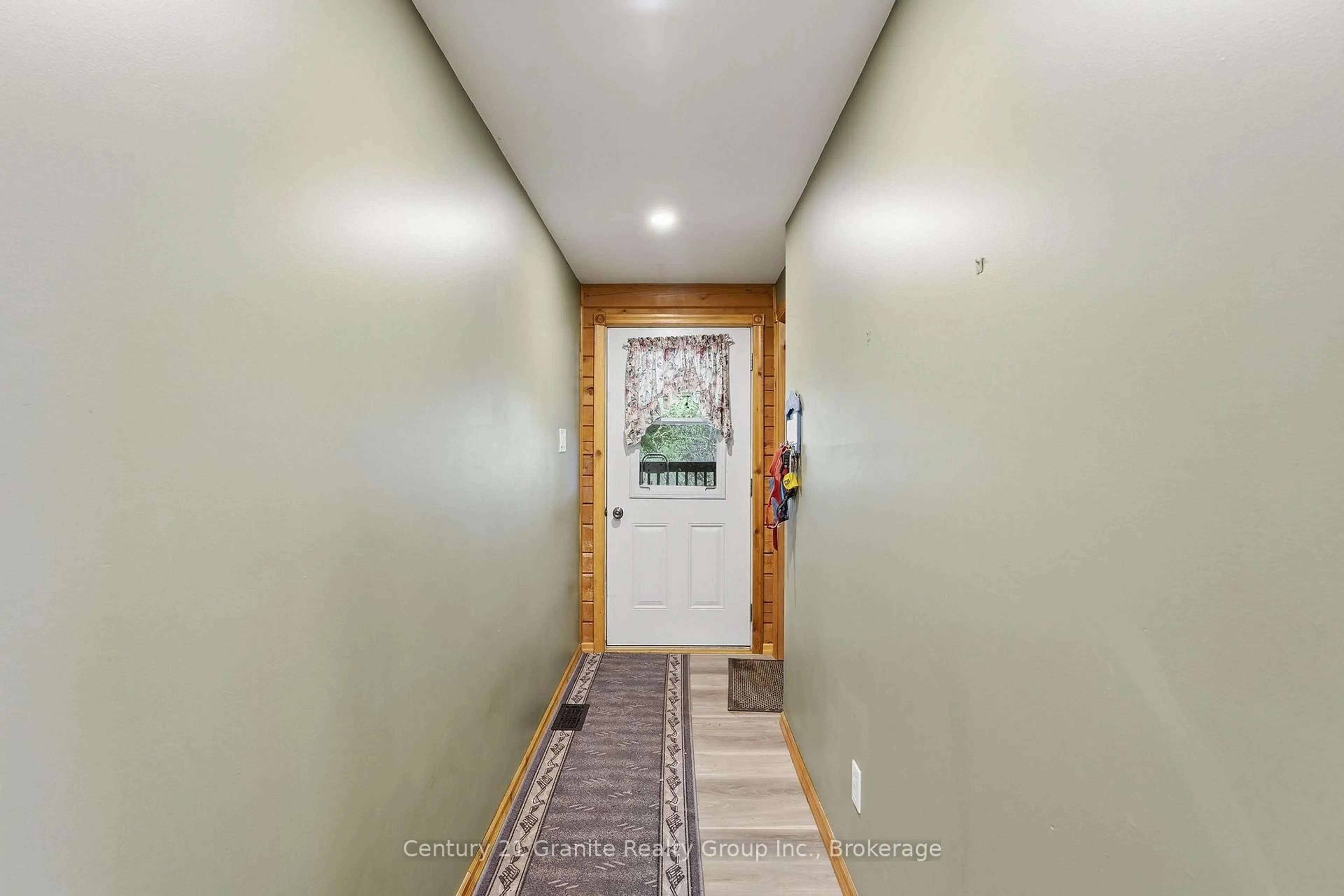 Indoor entryway for 119 Gaffney Lake Lane, Bancroft Ontario K0L 1C0
