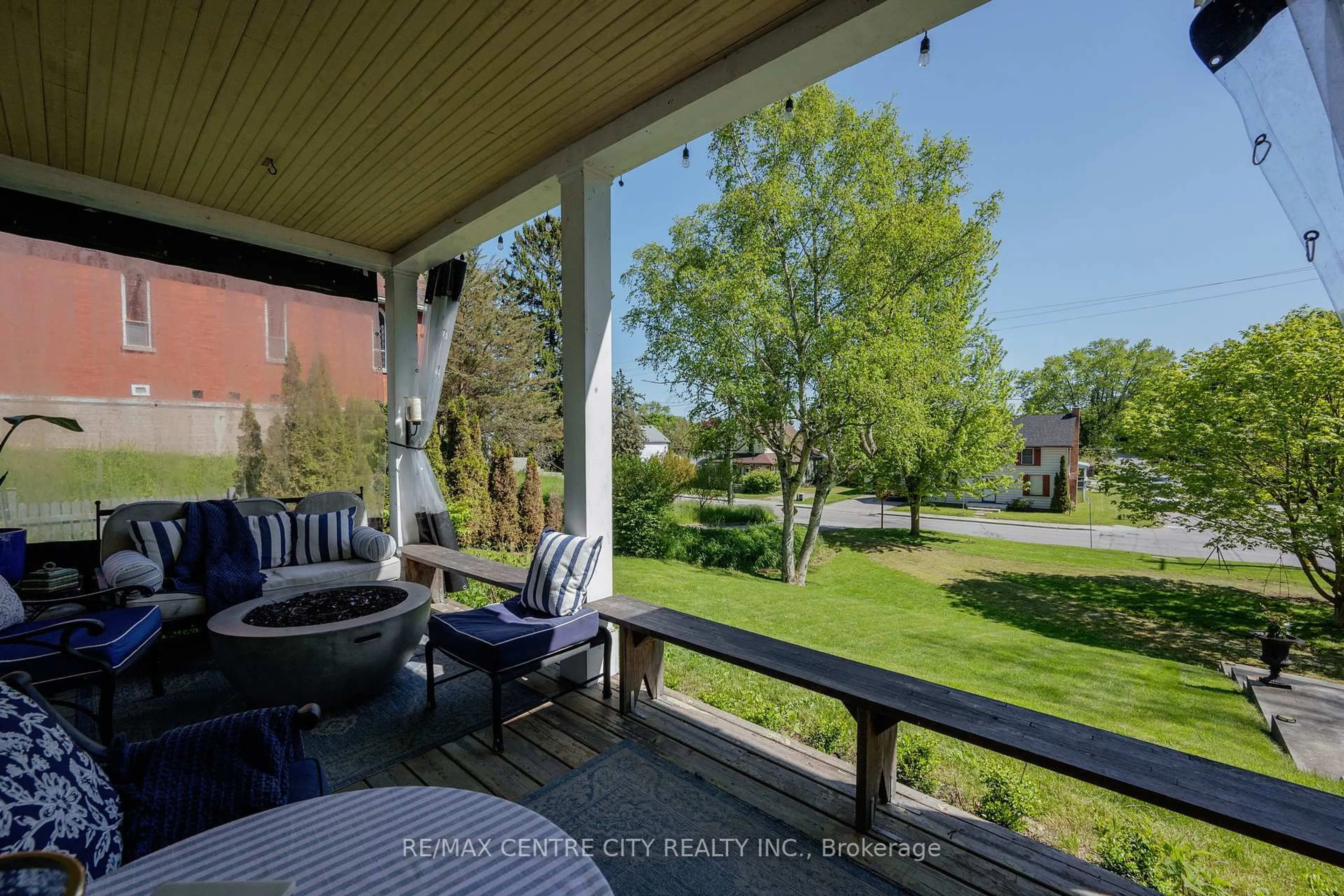 Patio, water/lake/river/ocean view for 337 George St, Central Elgin Ontario N5L 1C5