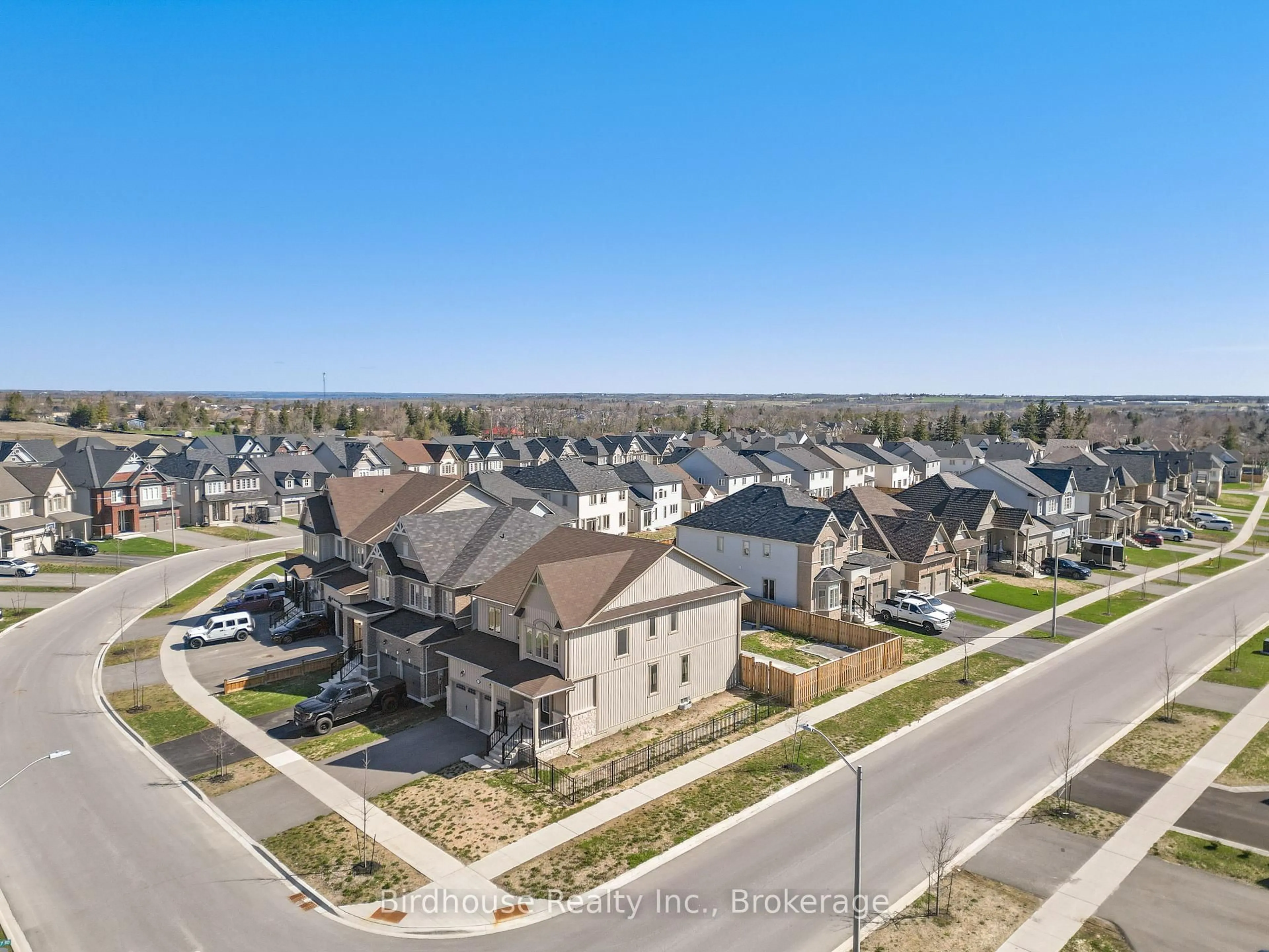 A pic from outside/outdoor area/front of a property/back of a property/a pic from drone, street for 53 Hancock Cres, Kawartha Lakes Ontario K9V 0P4