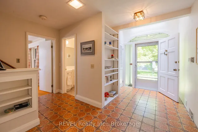 2133 Macdonald Dr, Fort Erie 5