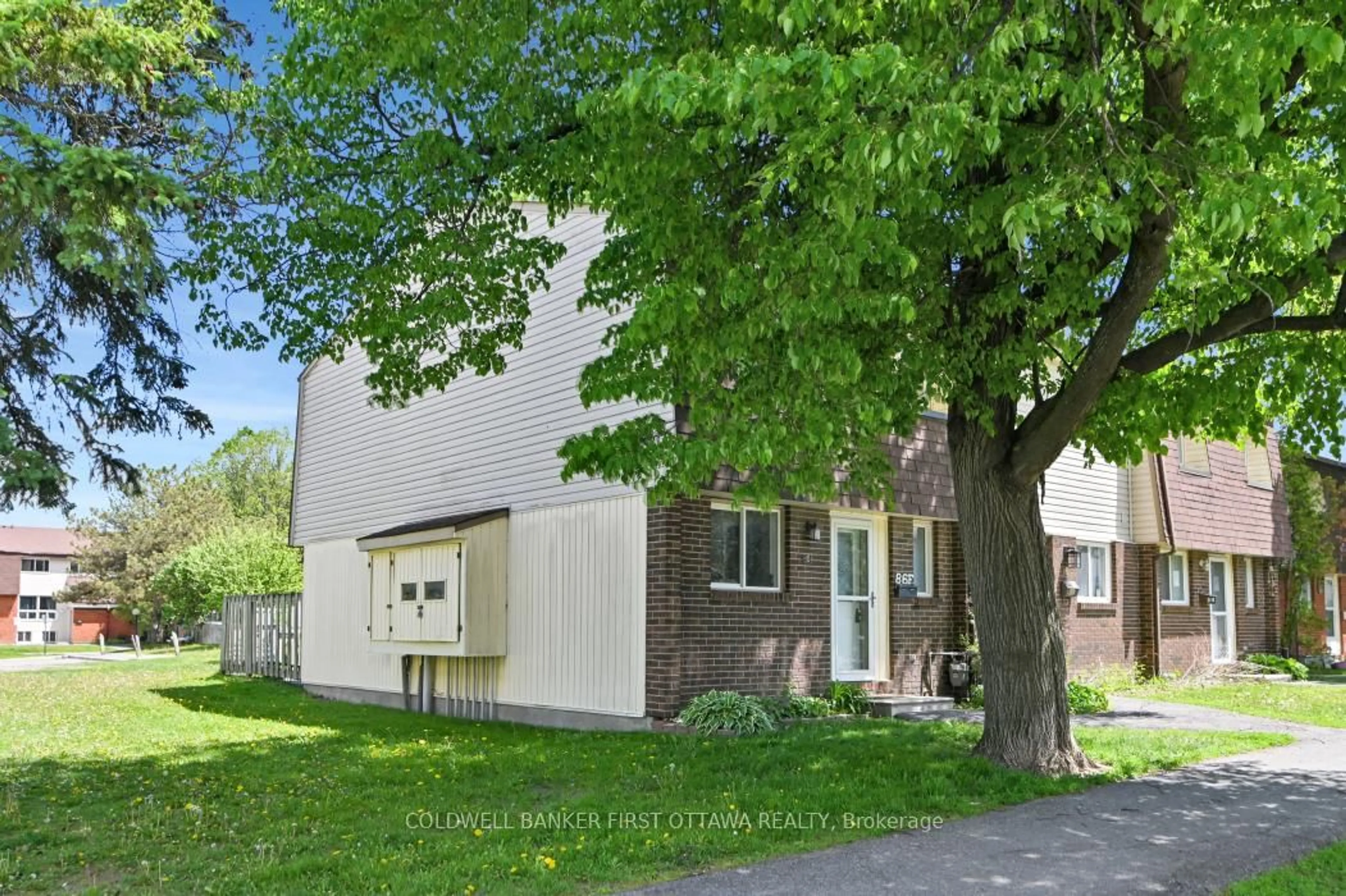 Unknown for 86F Seyton Dr, Ottawa Ontario K2H 8W5