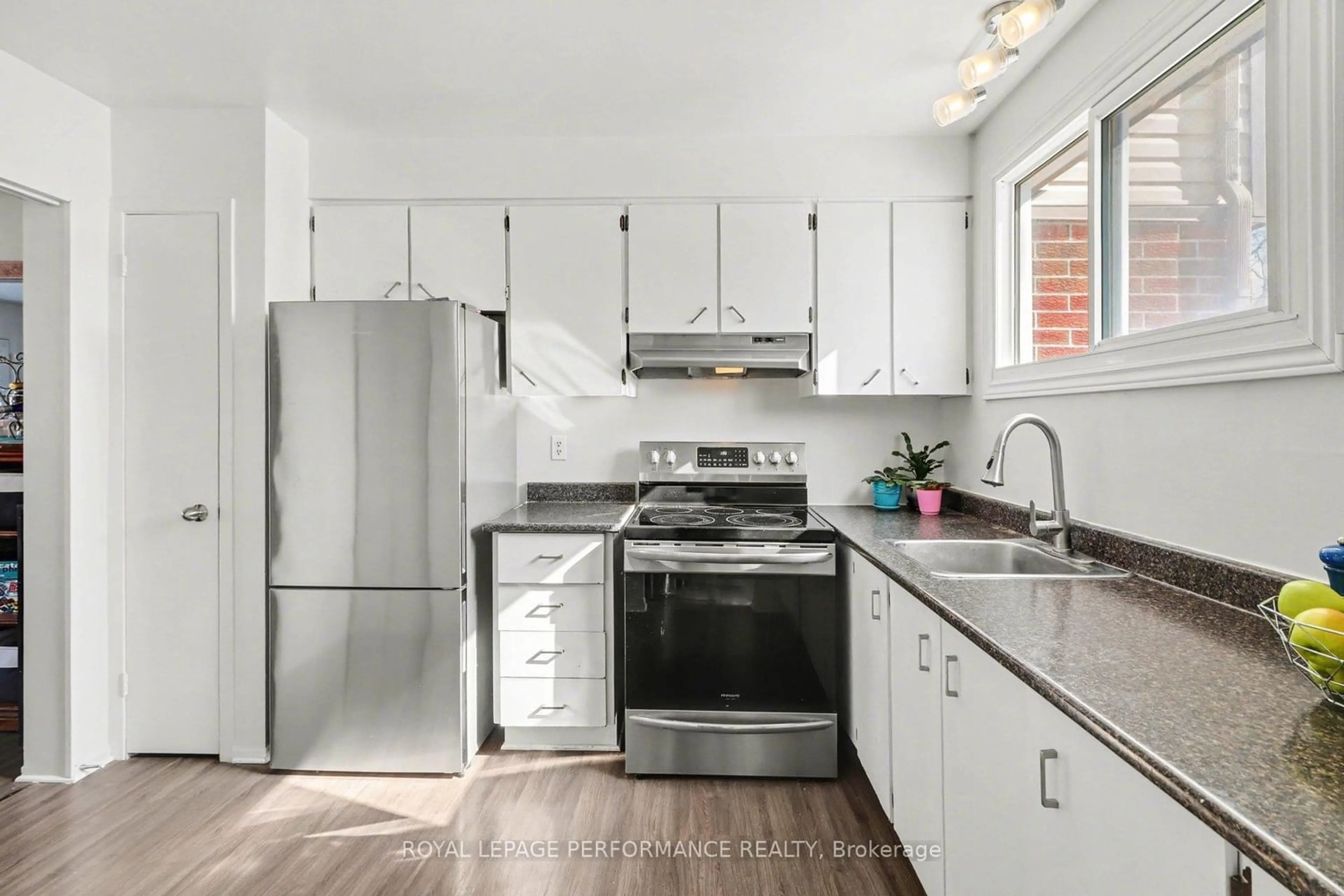 Standard kitchen, unknown for 1441 Palmerston Dr #307, Ottawa Ontario K1J 8N9