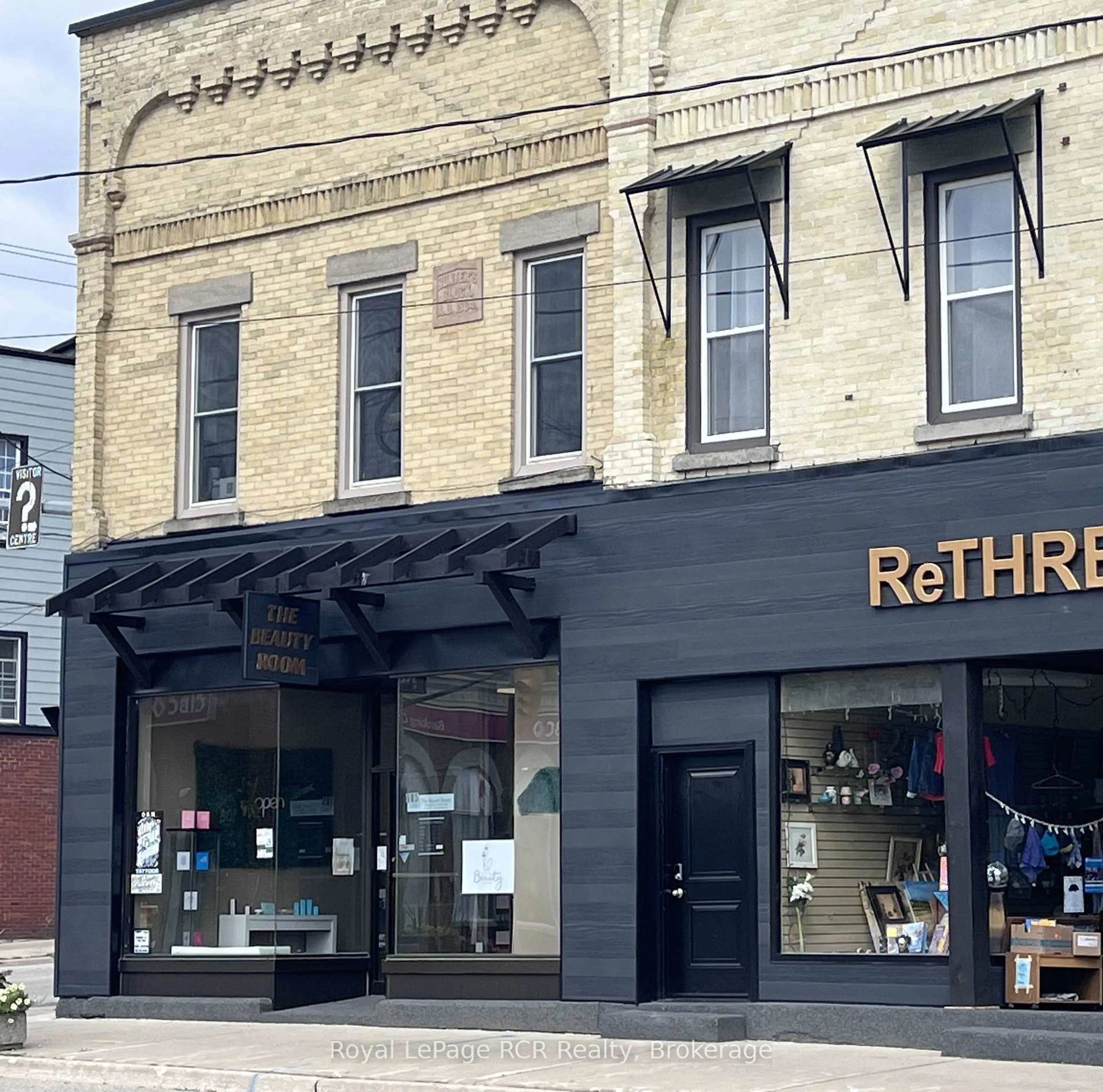 Unknown for 105 Garafraxa St, West Grey Ontario N0G 1R0