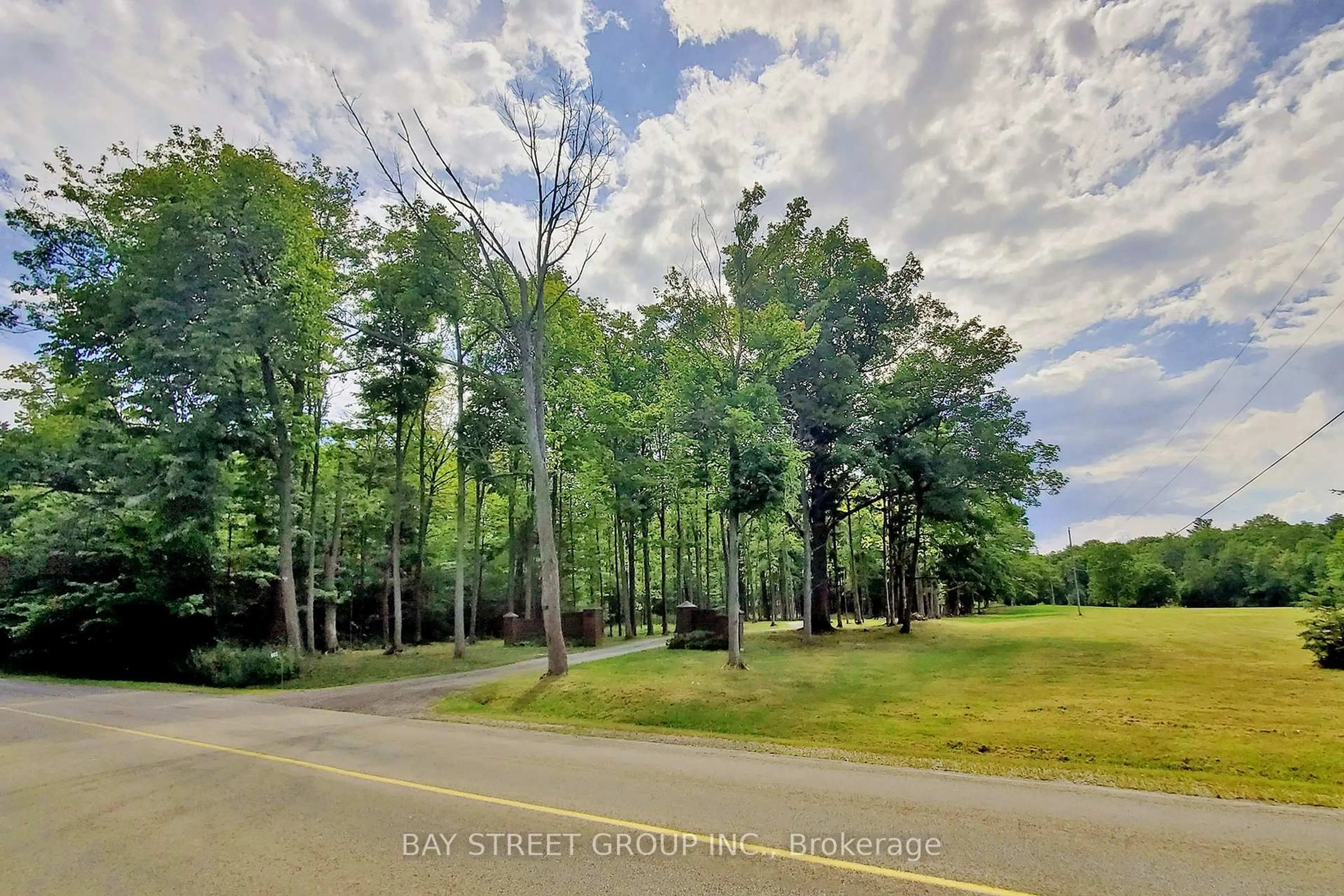 A pic from outside/outdoor area/front of a property/back of a property/a pic from drone, forest/trees view for 902 Shaver Rd, Hamilton Ontario L9G 3K9