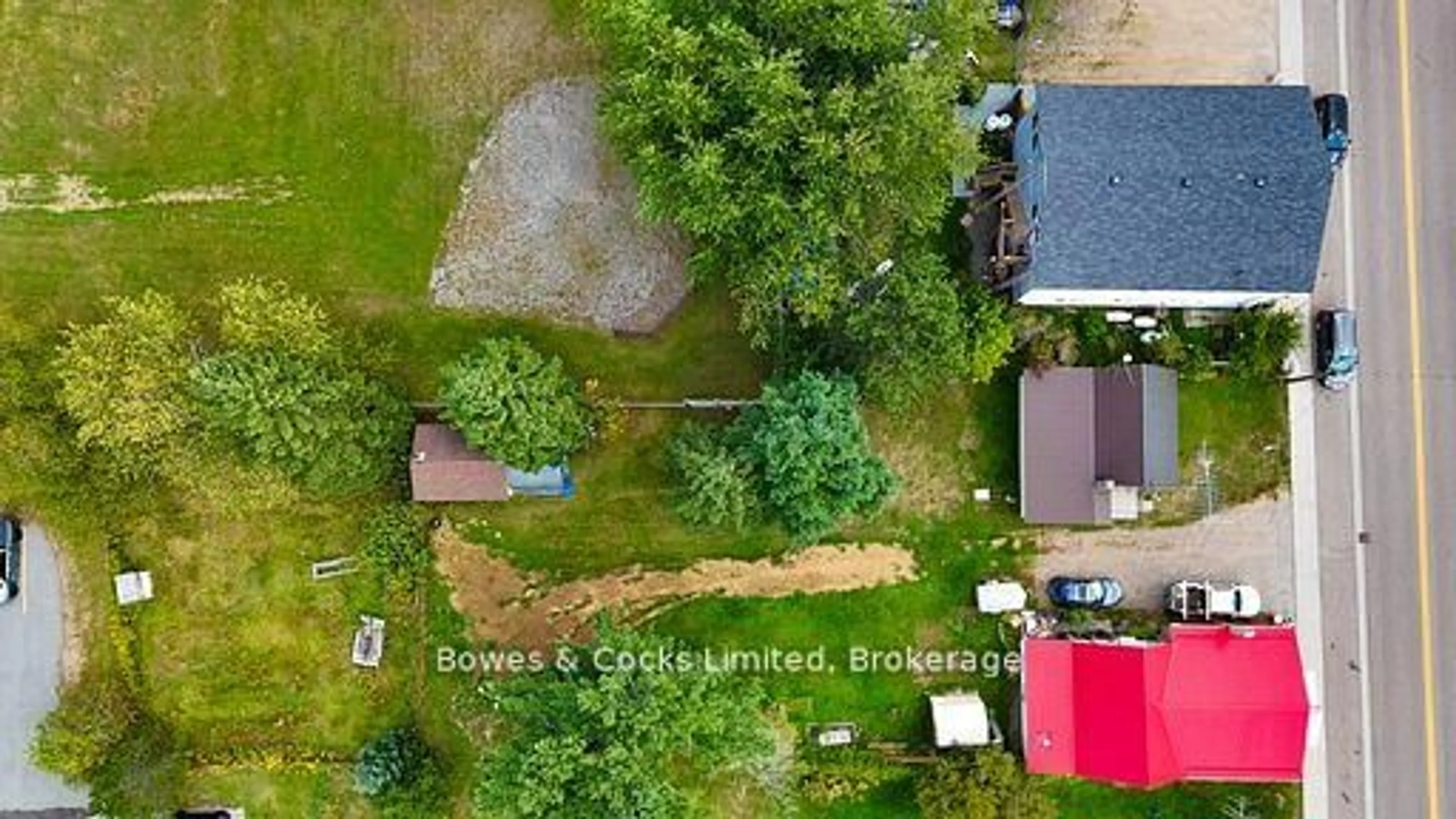 A pic from outside/outdoor area/front of a property/back of a property/a pic from drone, street for 33023 Highway 62, Maynooth Ontario K0L 2S0