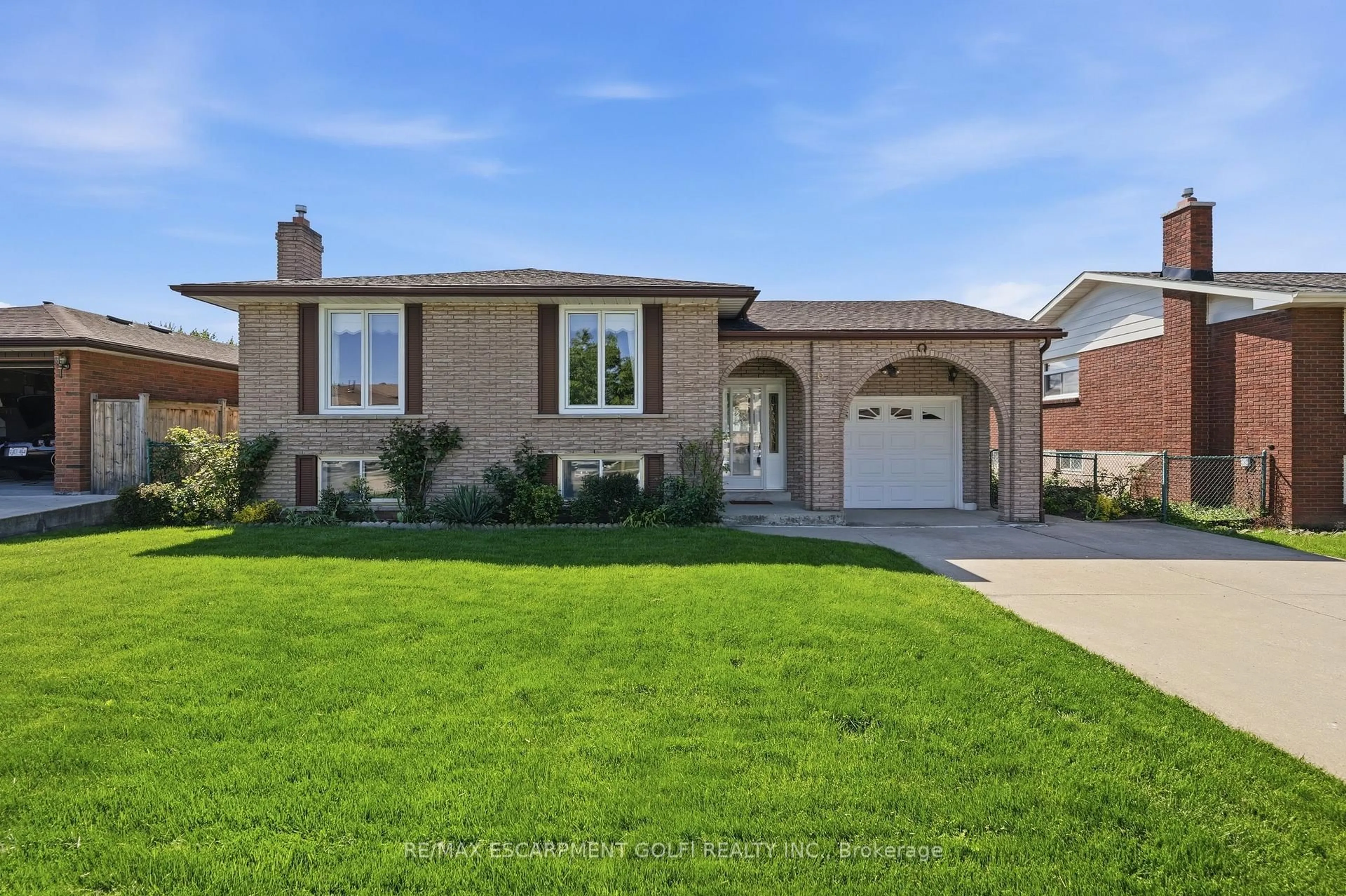 Home with brick exterior material, street for 64 EASTBURY Dr, Hamilton Ontario L8E 2V4