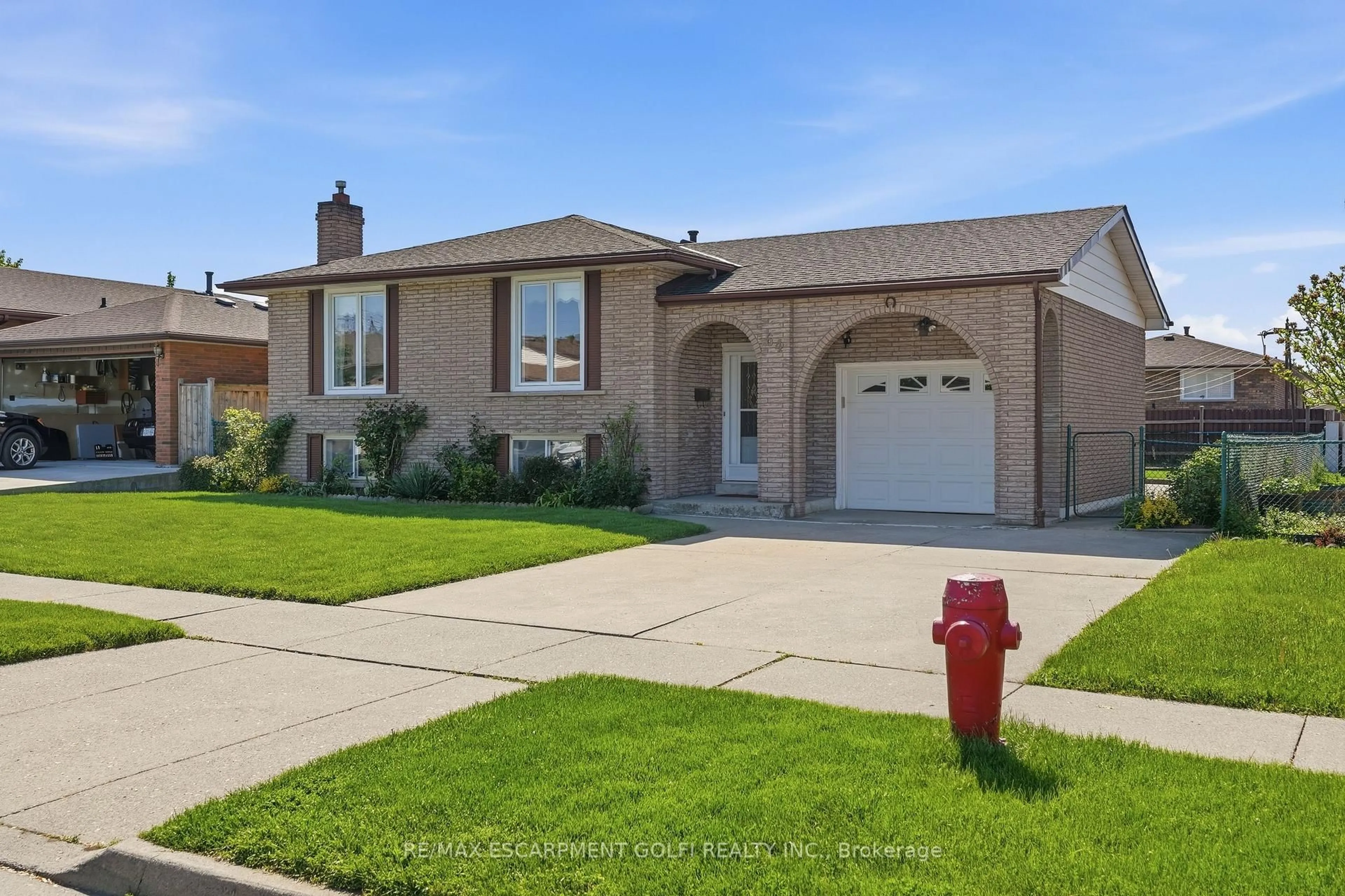 Home with vinyl exterior material, street for 64 EASTBURY Dr, Hamilton Ontario L8E 2V4