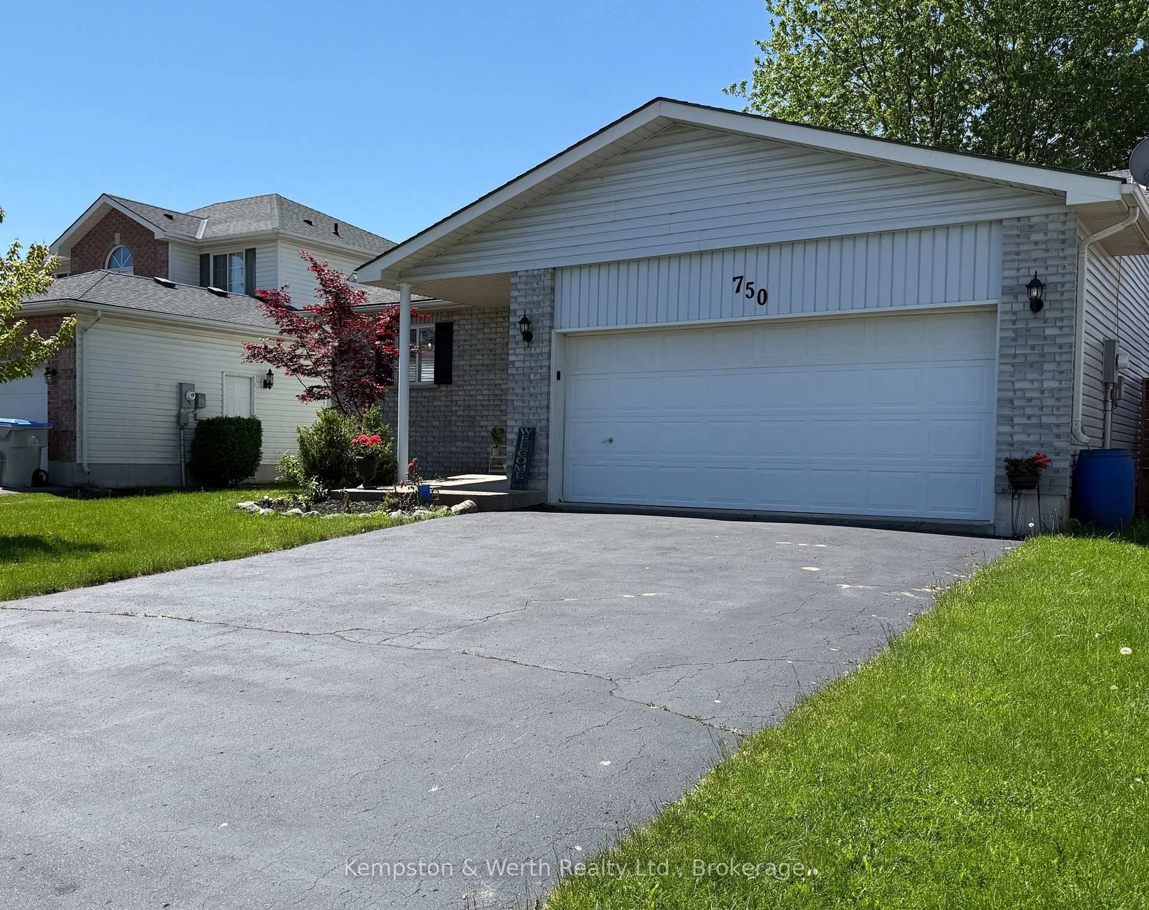 Home with vinyl exterior material, street for 750 Lavery St, North Perth Ontario N4W 3T4