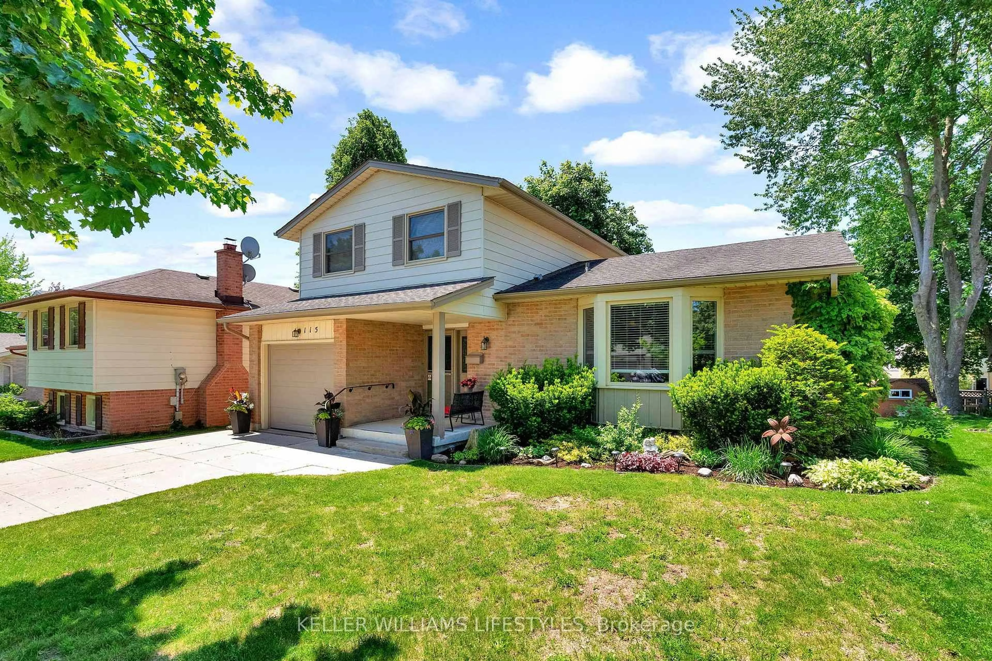 Home with vinyl exterior material, street for 115 Acorn Cres, London North Ontario N6G 3V4