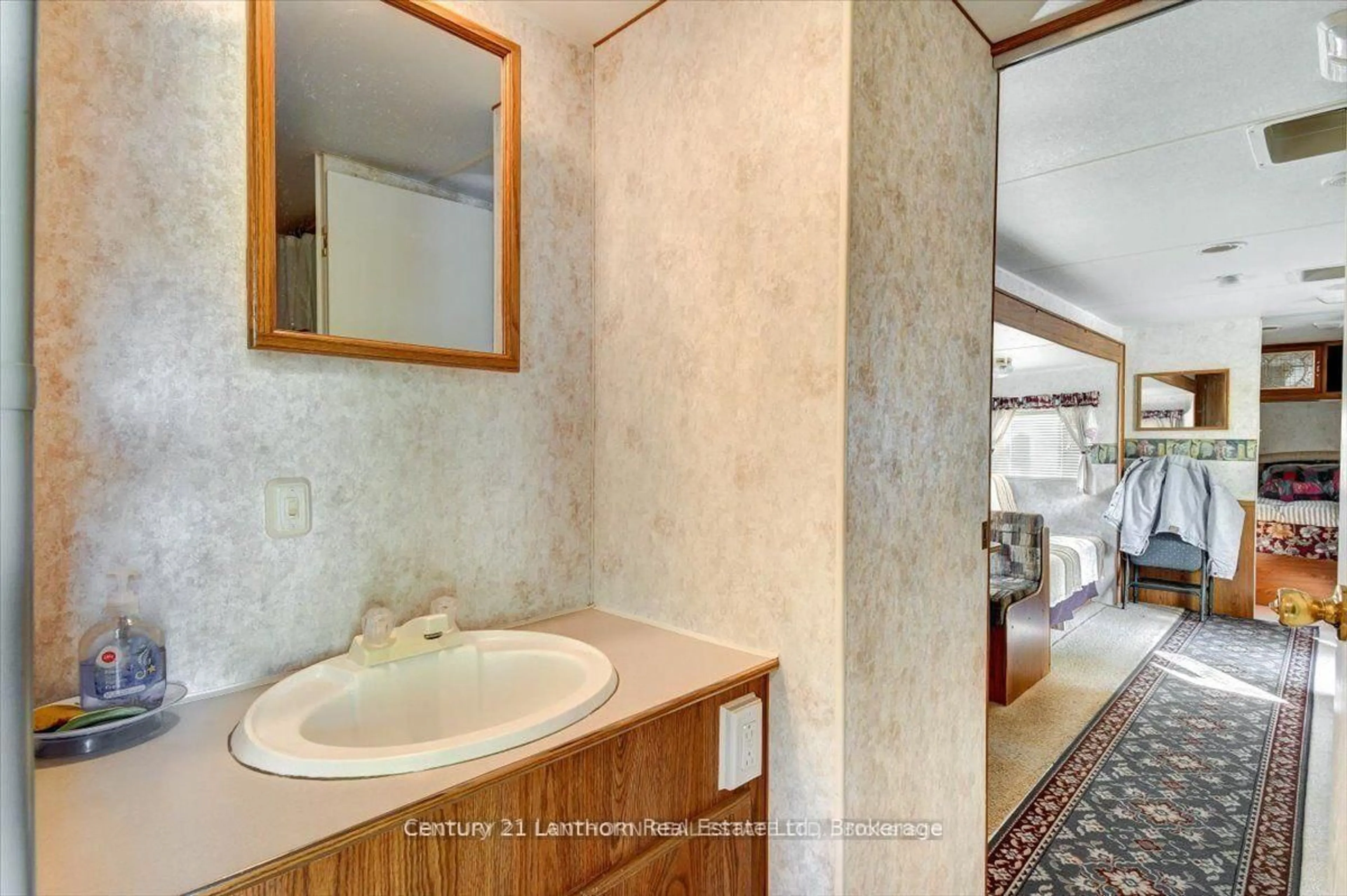 Standard bathroom, ceramic/tile floor for 54 Beach Rd, Trent Hills Ontario K0K 2M0