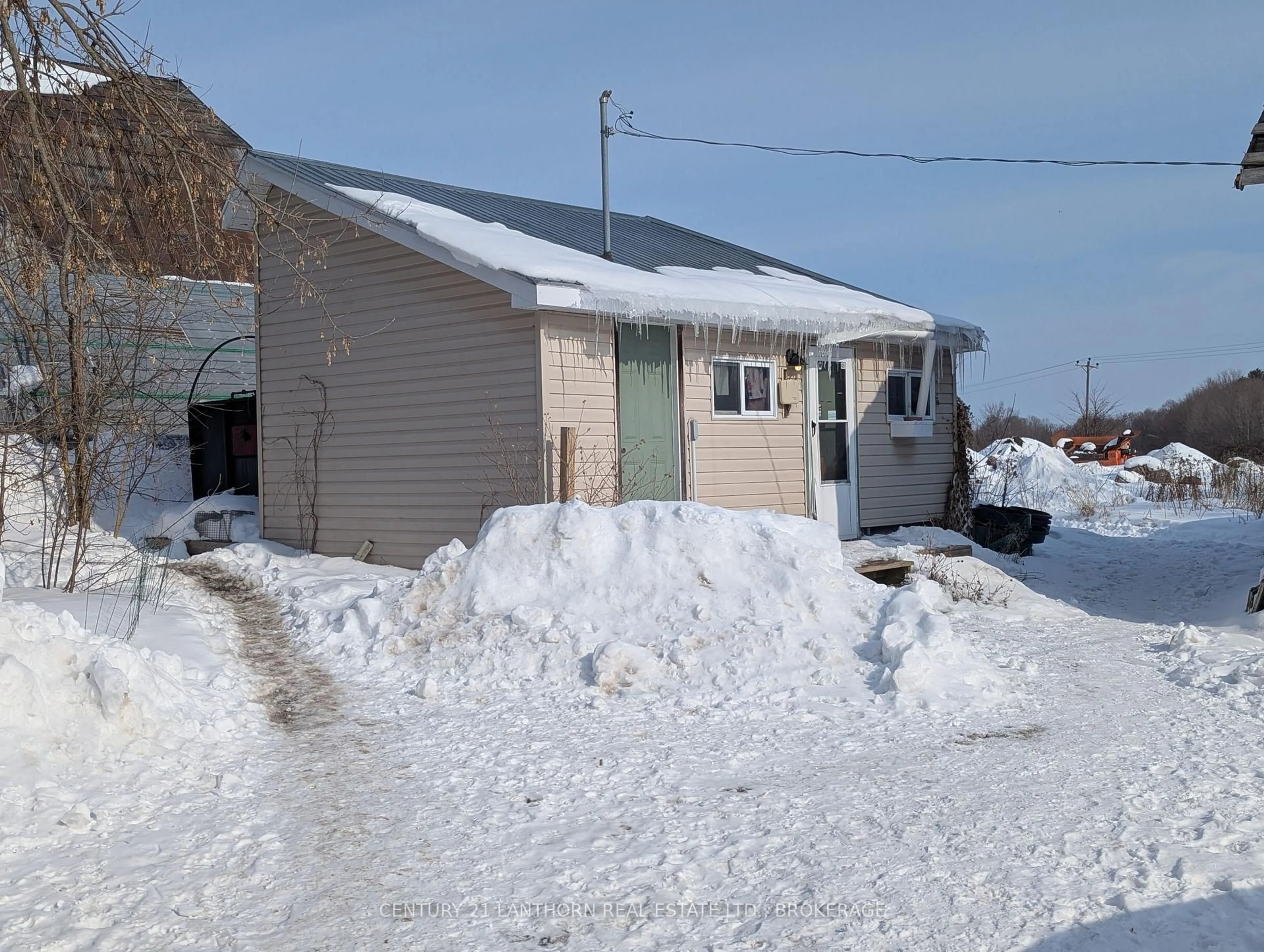 Shed for 3227 County Road 32, Leeds and the Thousand Islands Ontario K0H 2N0
