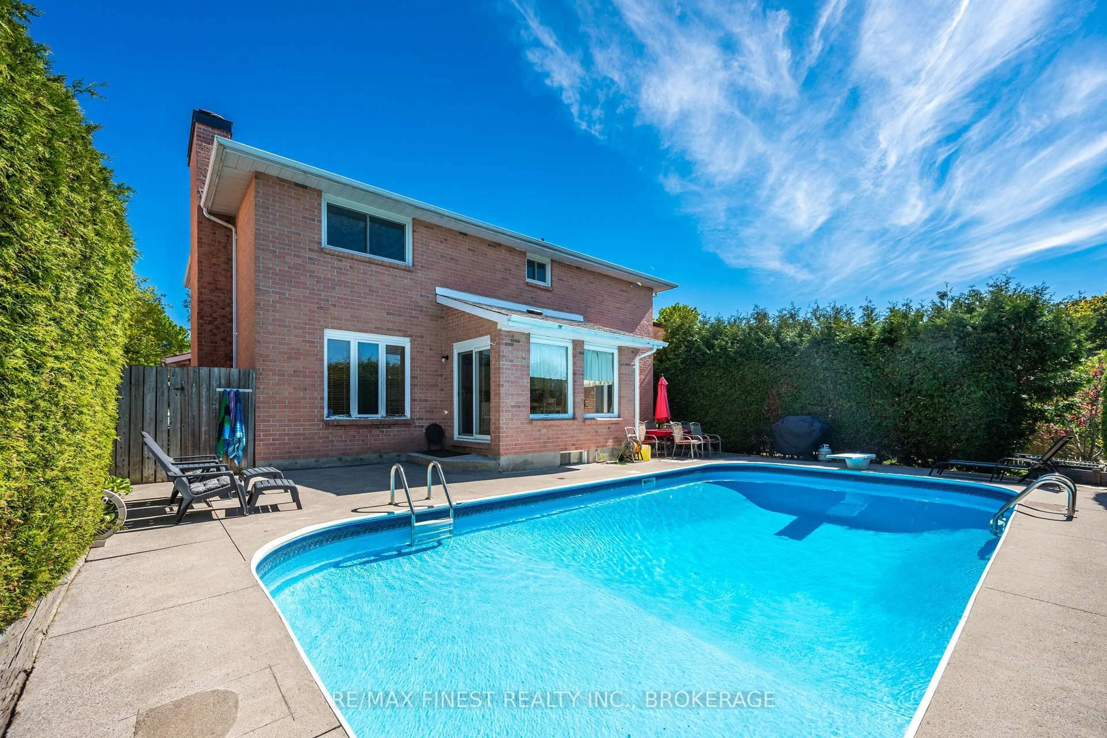 Pool for 838 Woodside Dr, Kingston Ontario K7P 1T2