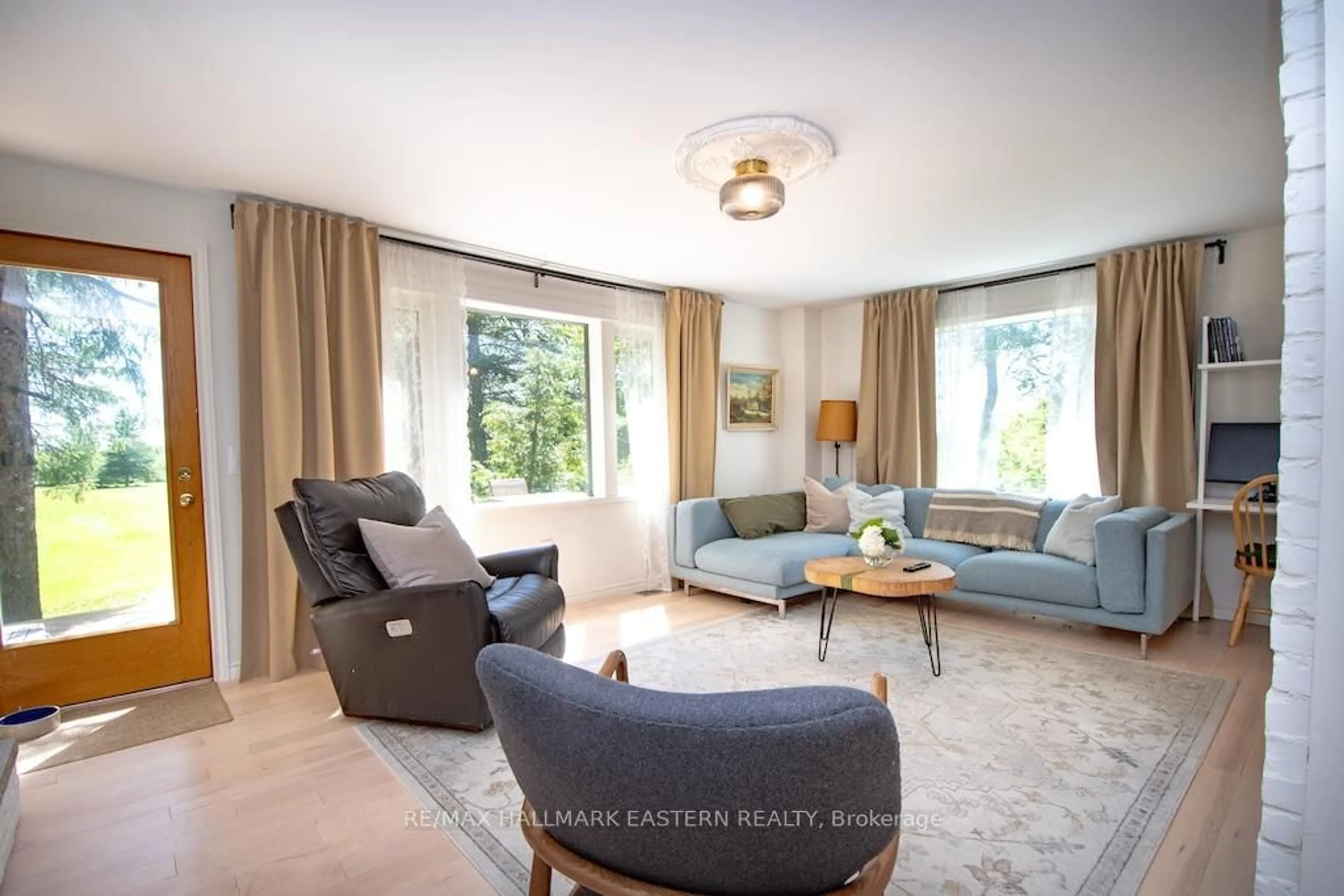 Living room with furniture, unknown for 2279 Pigeon Lake Rd, Kawartha Lakes Ontario K0M 1A0