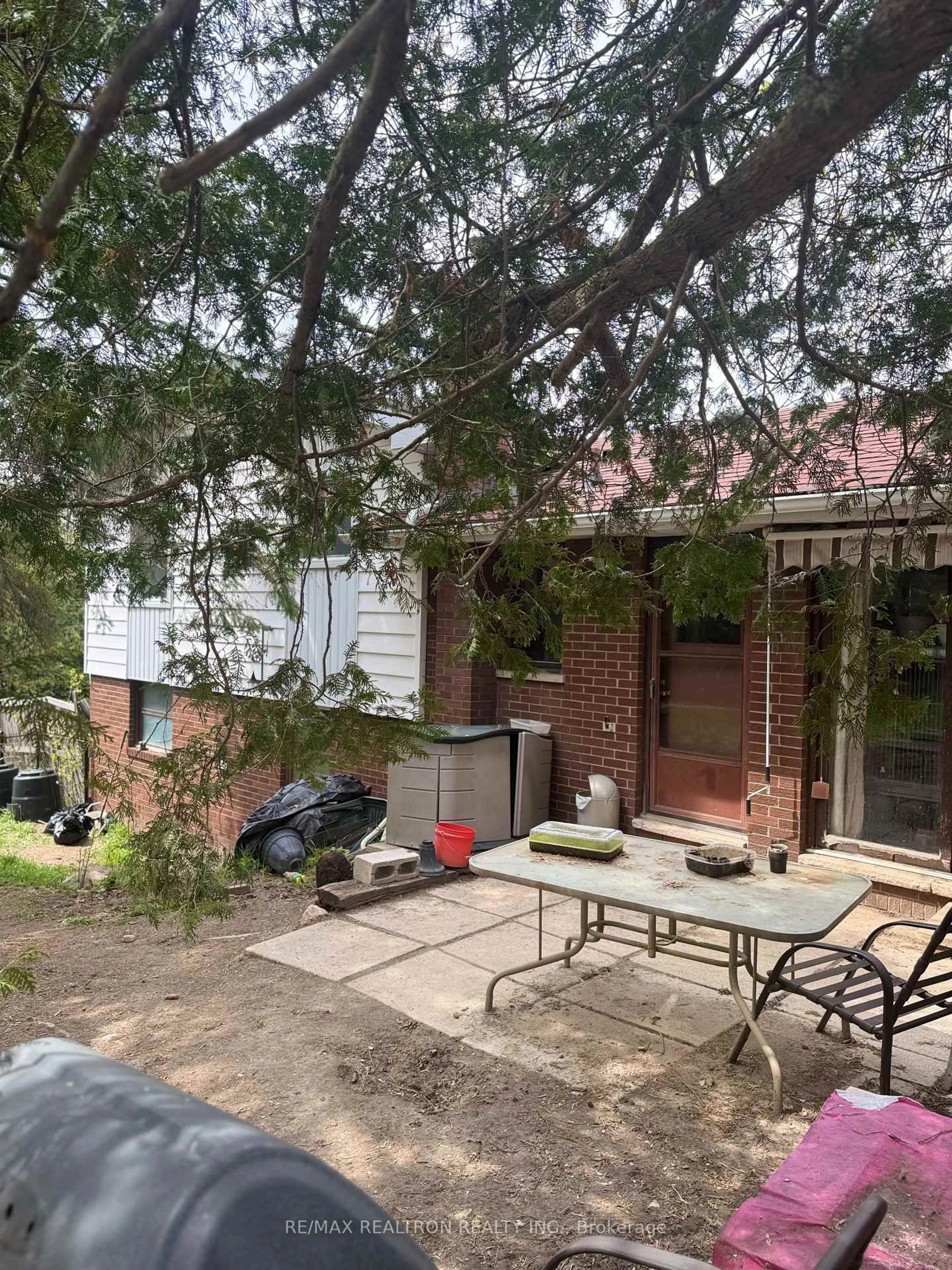 A pic from outside/outdoor area/front of a property/back of a property/a pic from drone, street for 15 Bess Dr, Alnwick/Haldimand Ontario K0K 2X0