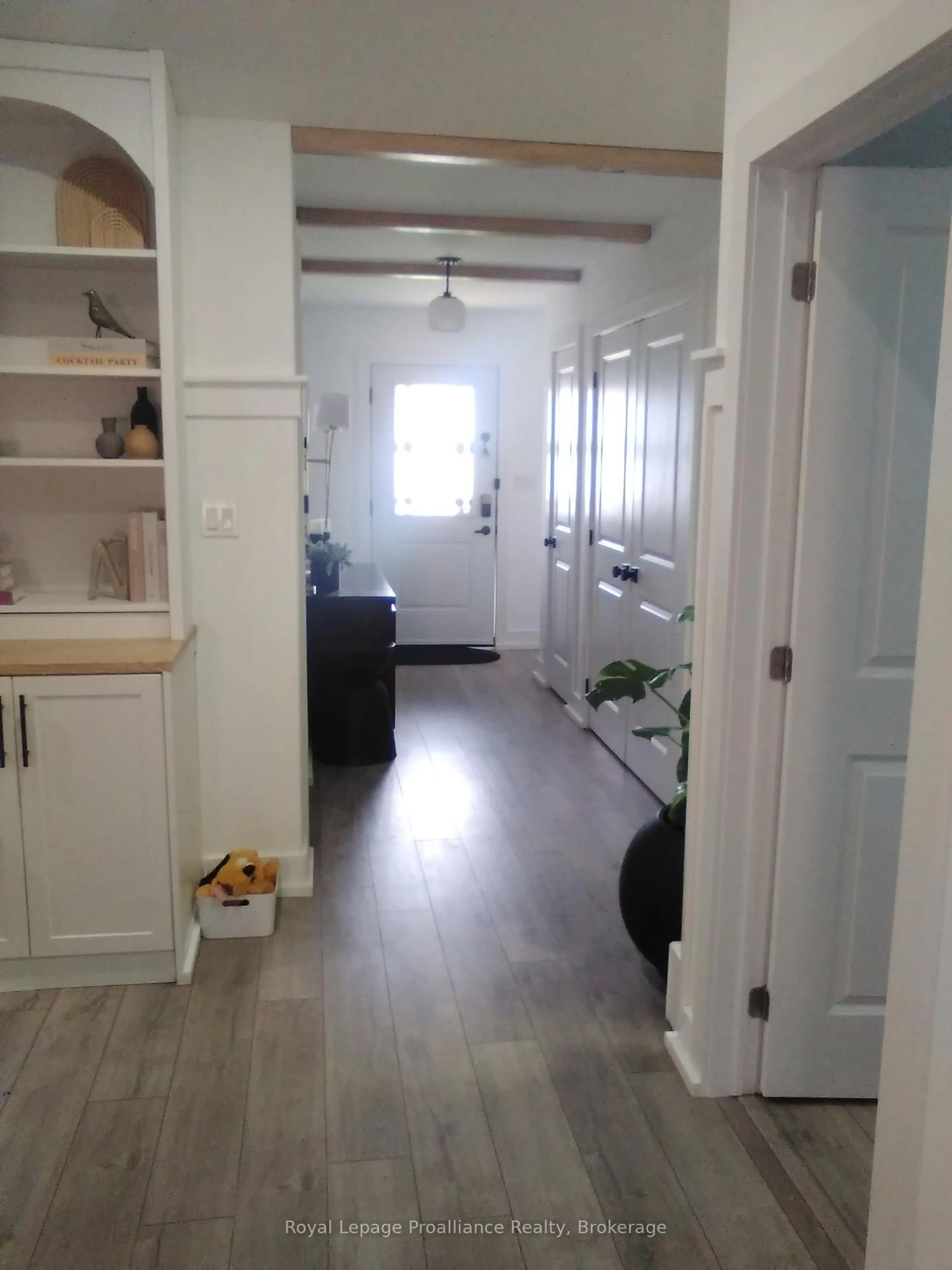 Indoor entryway for 24 Buchanan Ave, Prince Edward County Ontario K0K 2T0