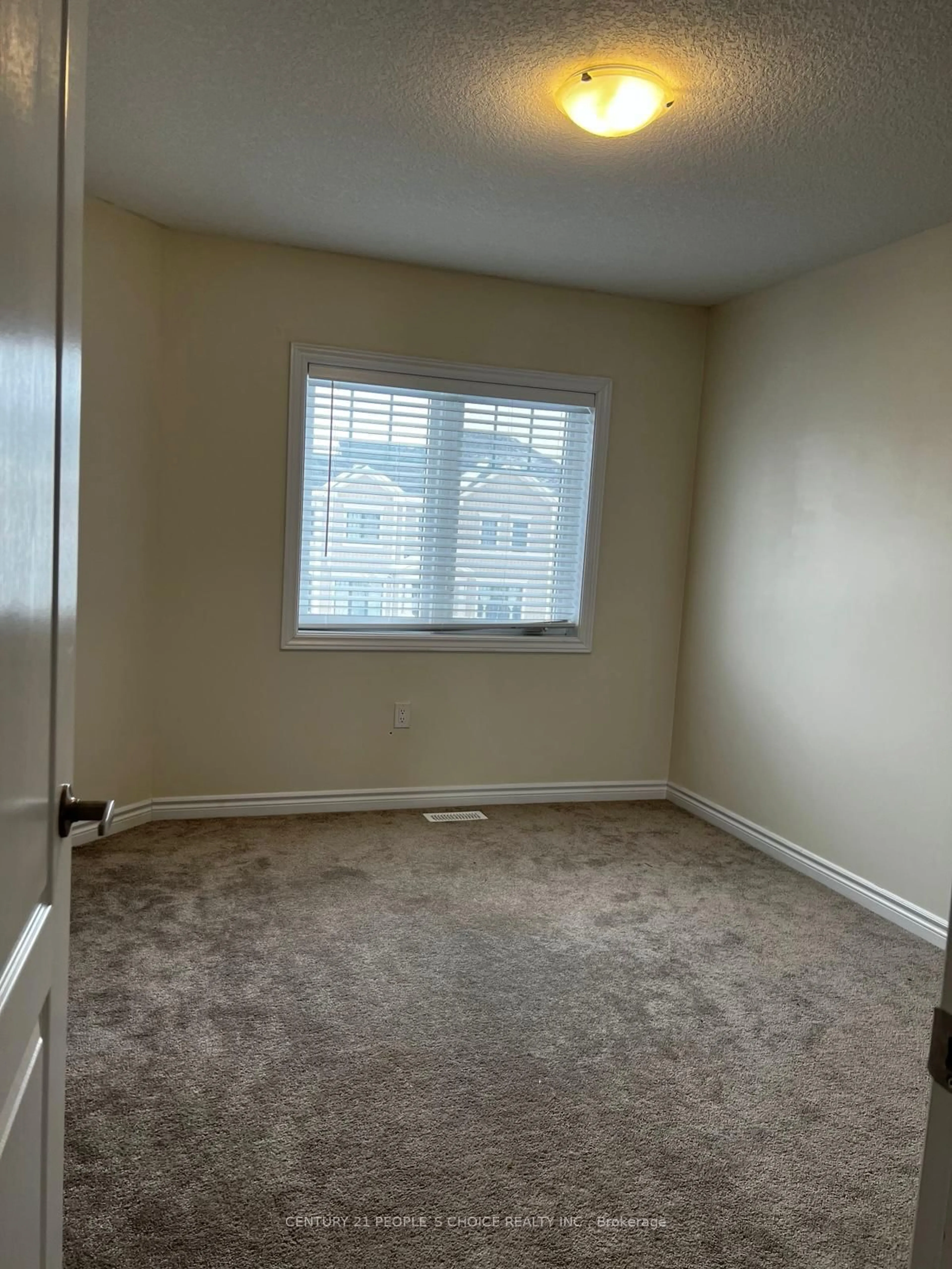 A pic of a room for 216 Explorer Way, Thorold Ontario L2V 0K2