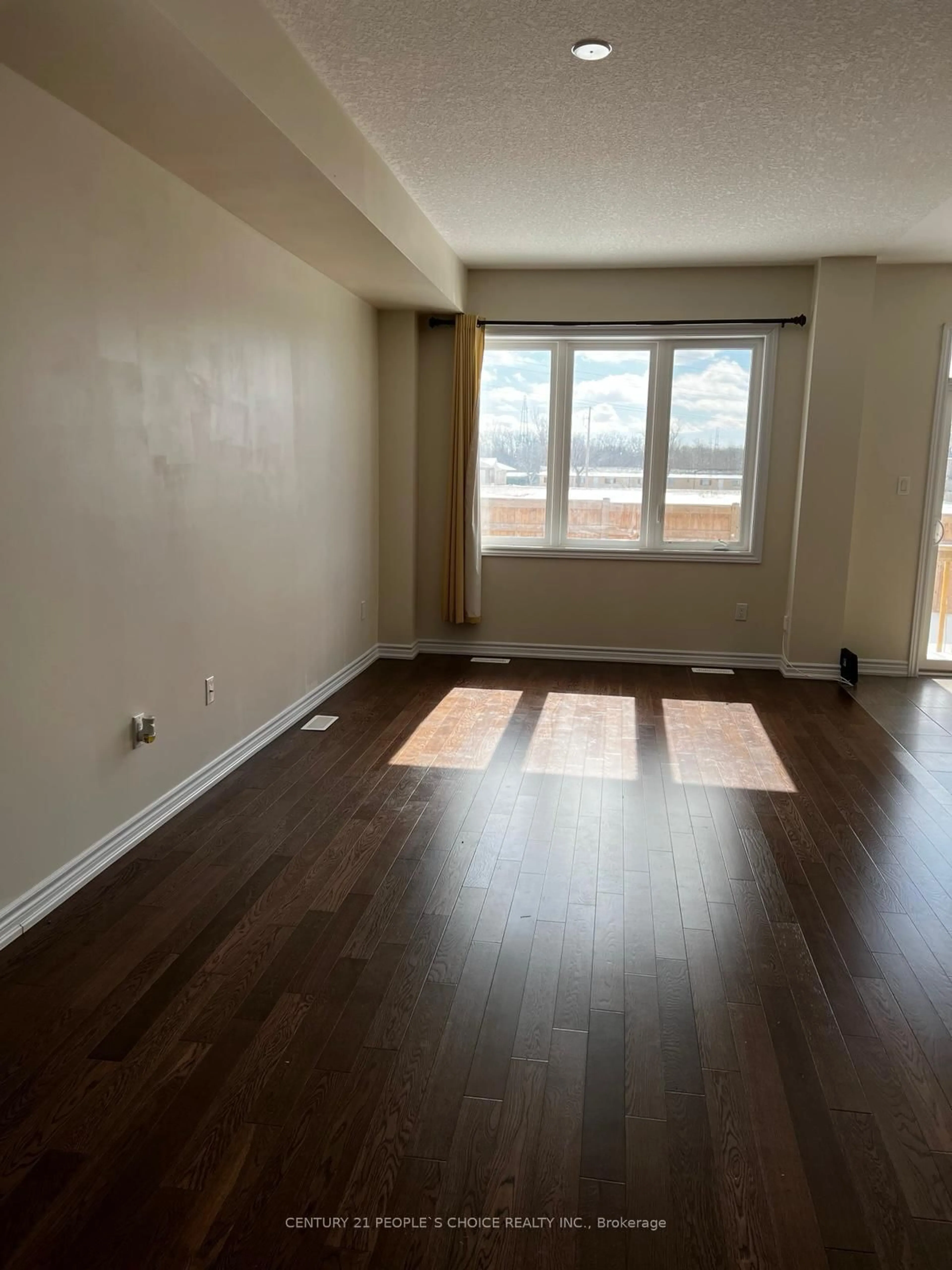 A pic of a room for 216 Explorer Way, Thorold Ontario L2V 0K2