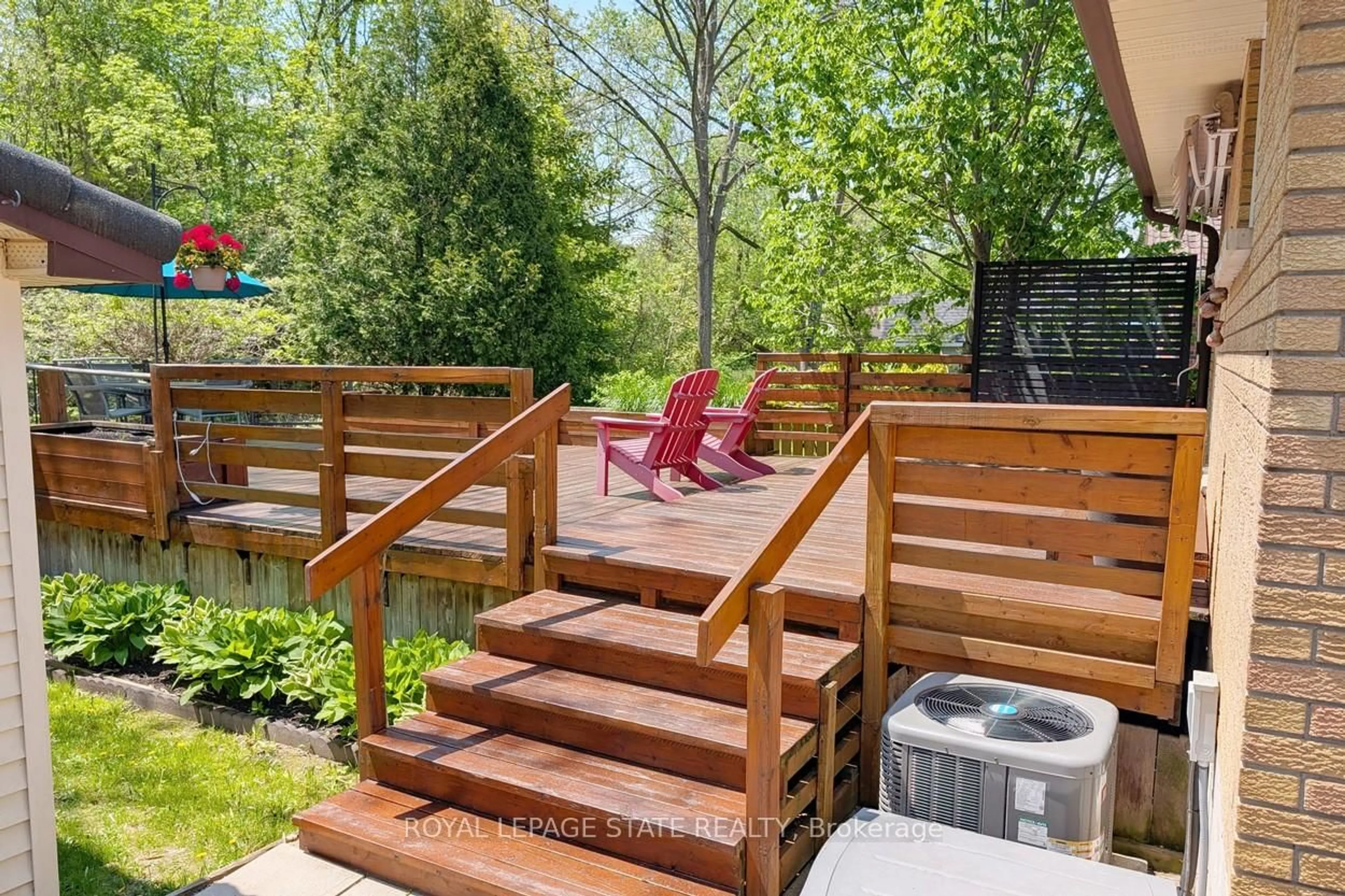 Patio, unknown for 41 Ann St, Hamilton Ontario L9H 2N4