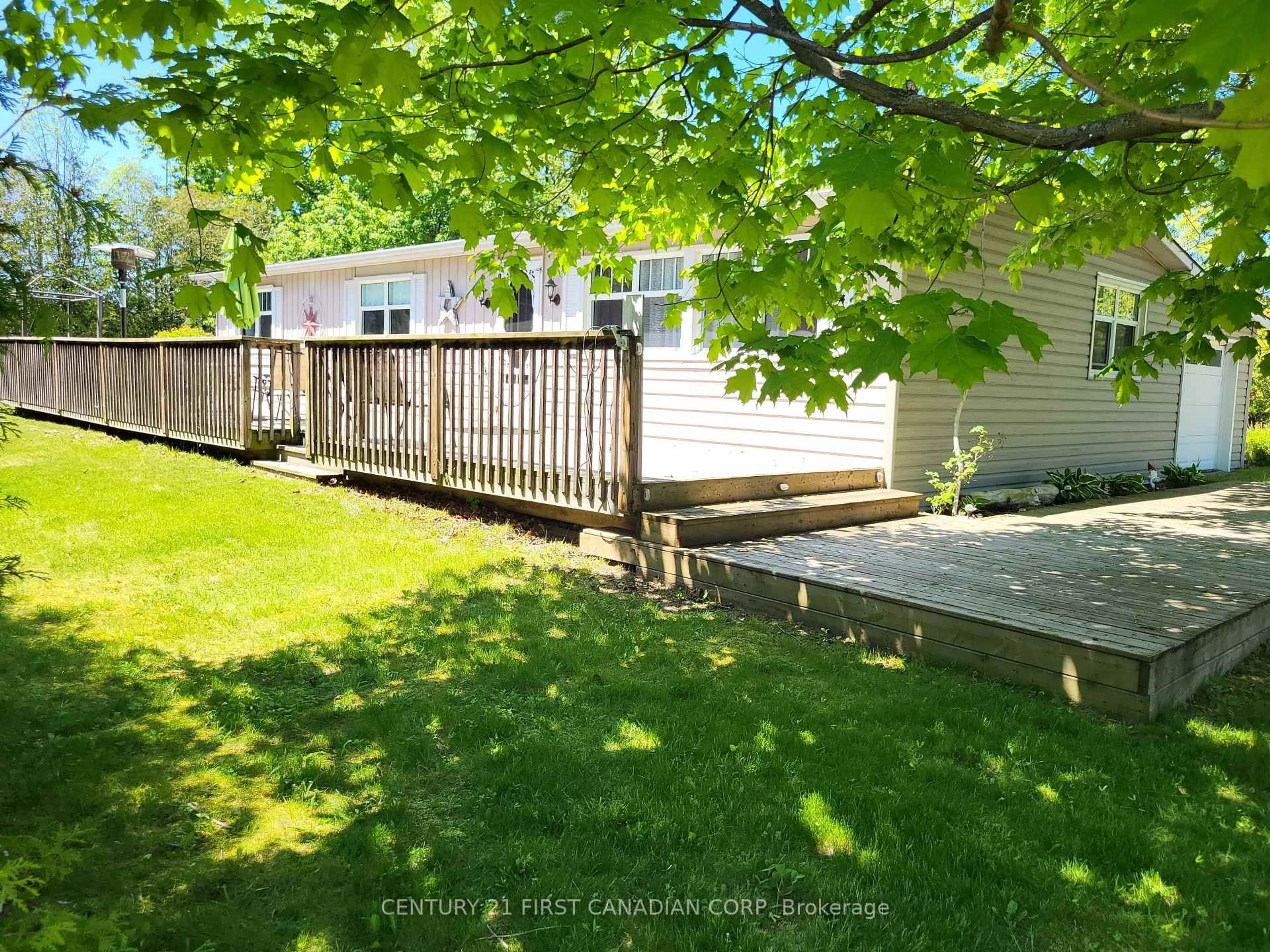 Patio, street for 72599 STANLEY St, Bluewater Ontario N0M 2T0