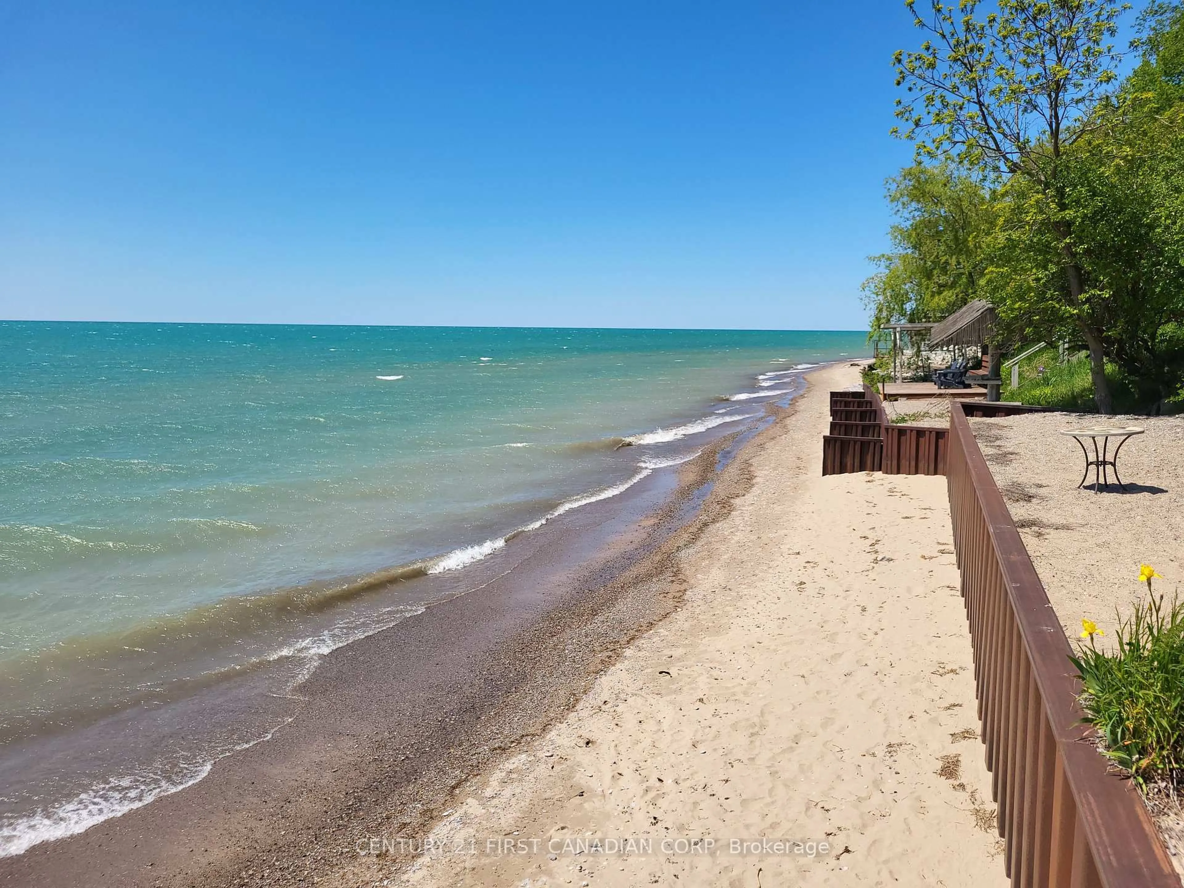 Unknown for 72599 STANLEY St, Bluewater Ontario N0M 2T0