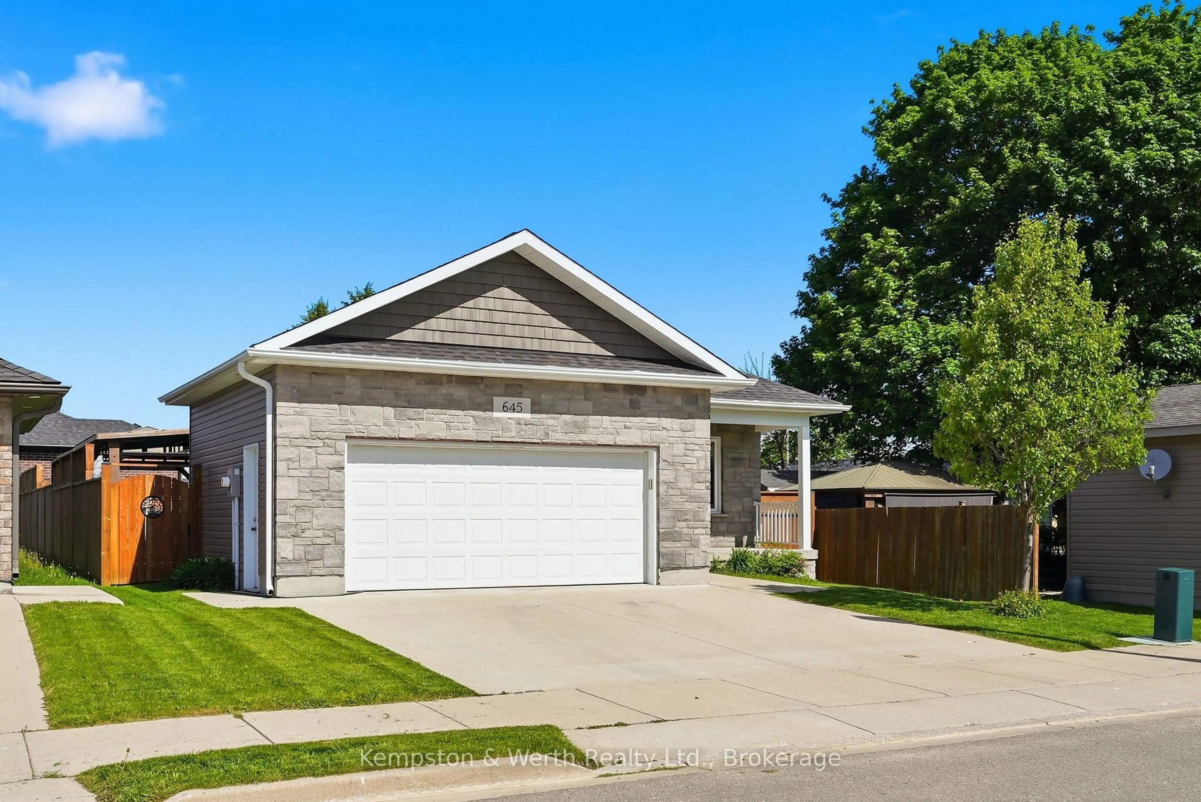 Home with brick exterior material, street for 645 Davidson Ave, North Perth Ontario N4W 0G7