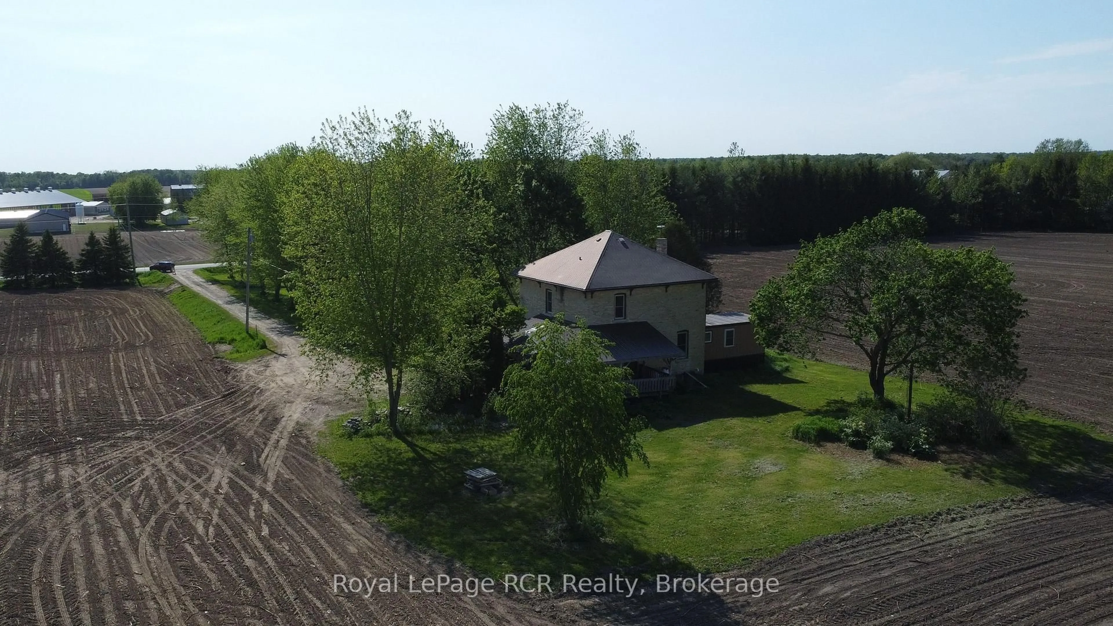 A pic from outside/outdoor area/front of a property/back of a property/a pic from drone, unknown for 9029 Concession 11 Rd, Wellington North Ontario N0G 2L0