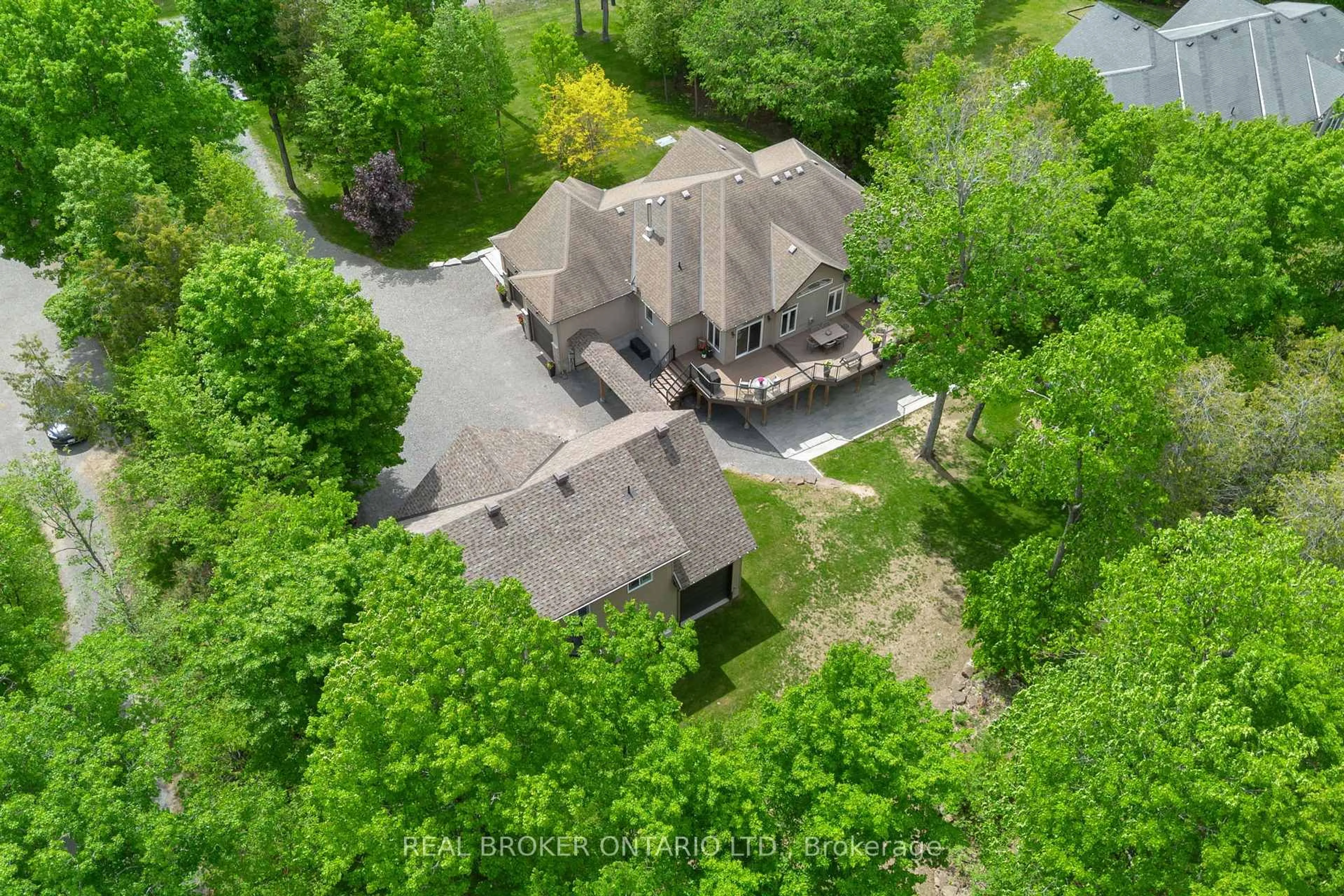 A pic from outside/outdoor area/front of a property/back of a property/a pic from drone, unknown for 265 Justin Dr, Carleton Place Ontario K7C 0C4