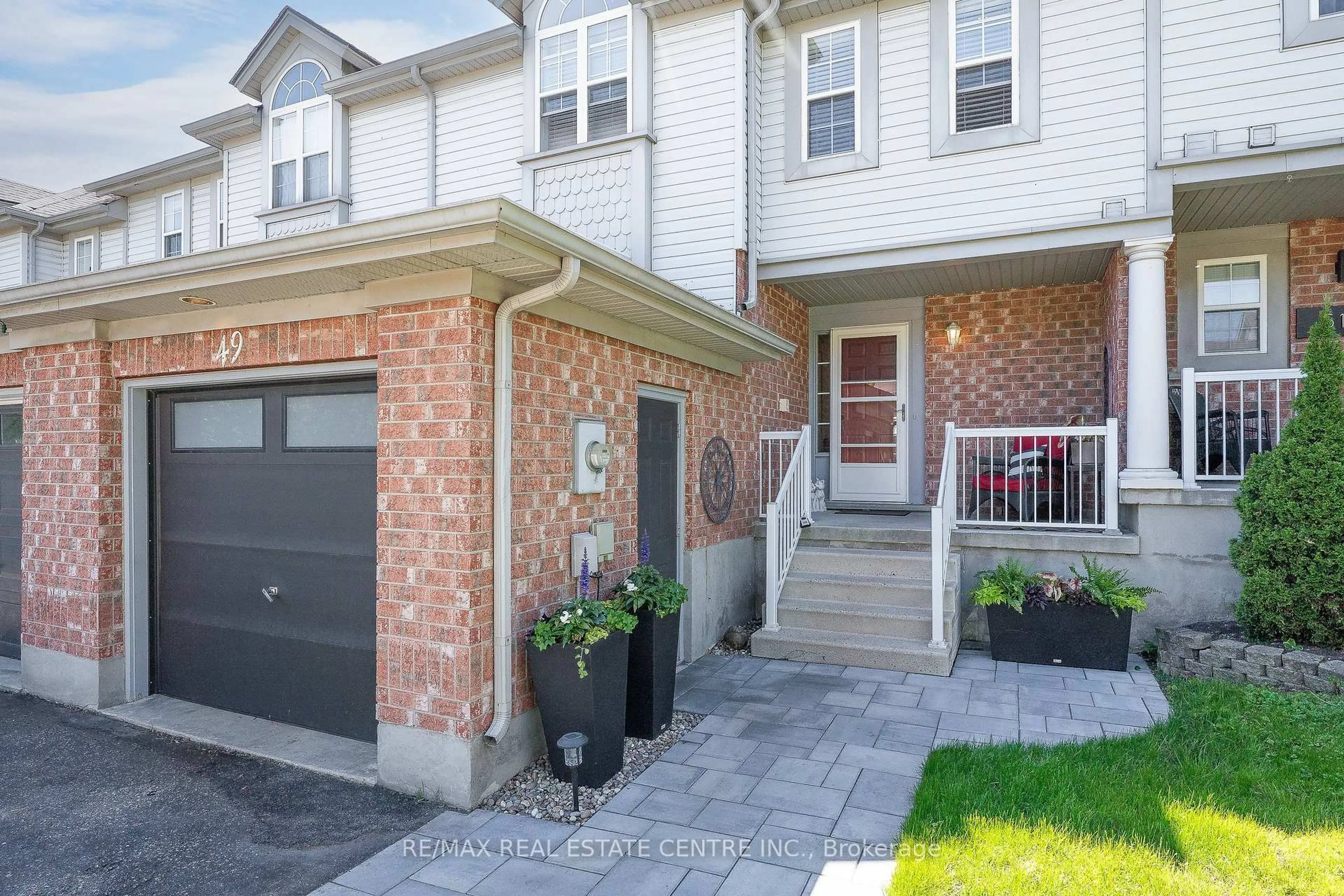 Unknown for 49 Elma Pl, Cambridge Ontario N3C 4E6
