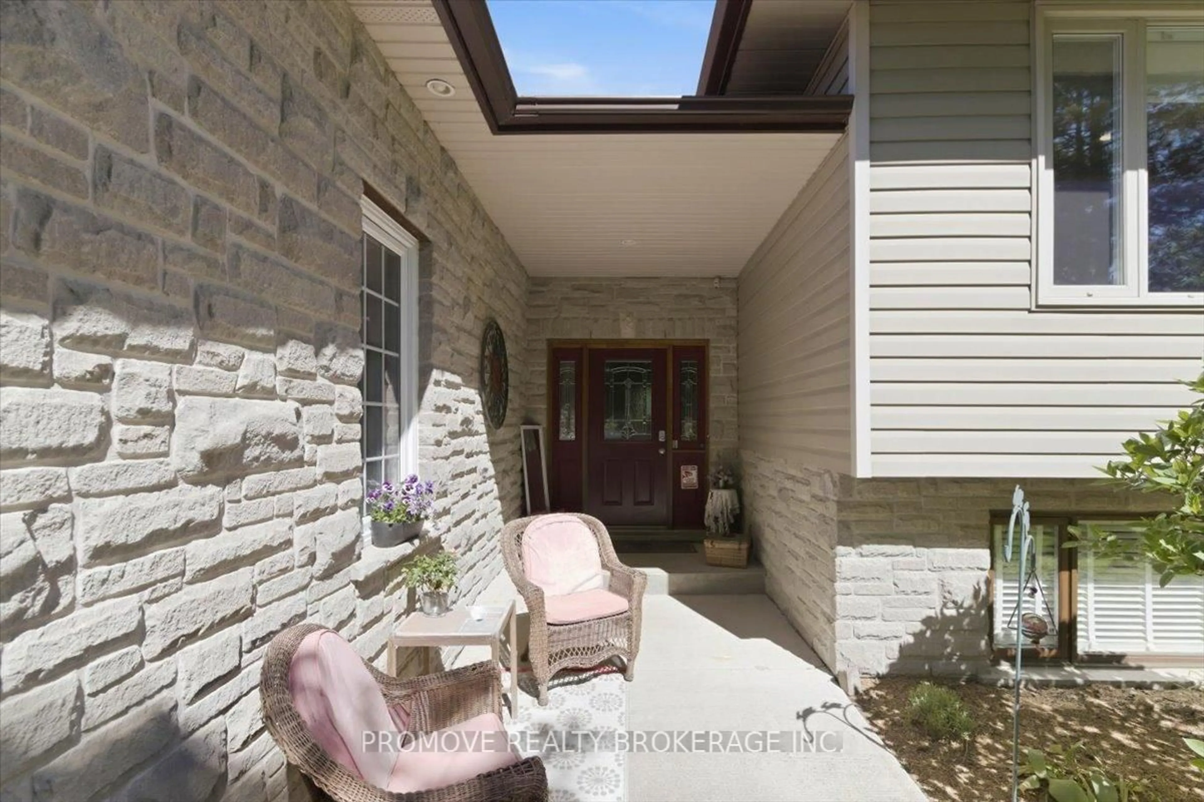 Unknown for 26 18 Sdrd, Centre Wellington Ontario N1M 2W3