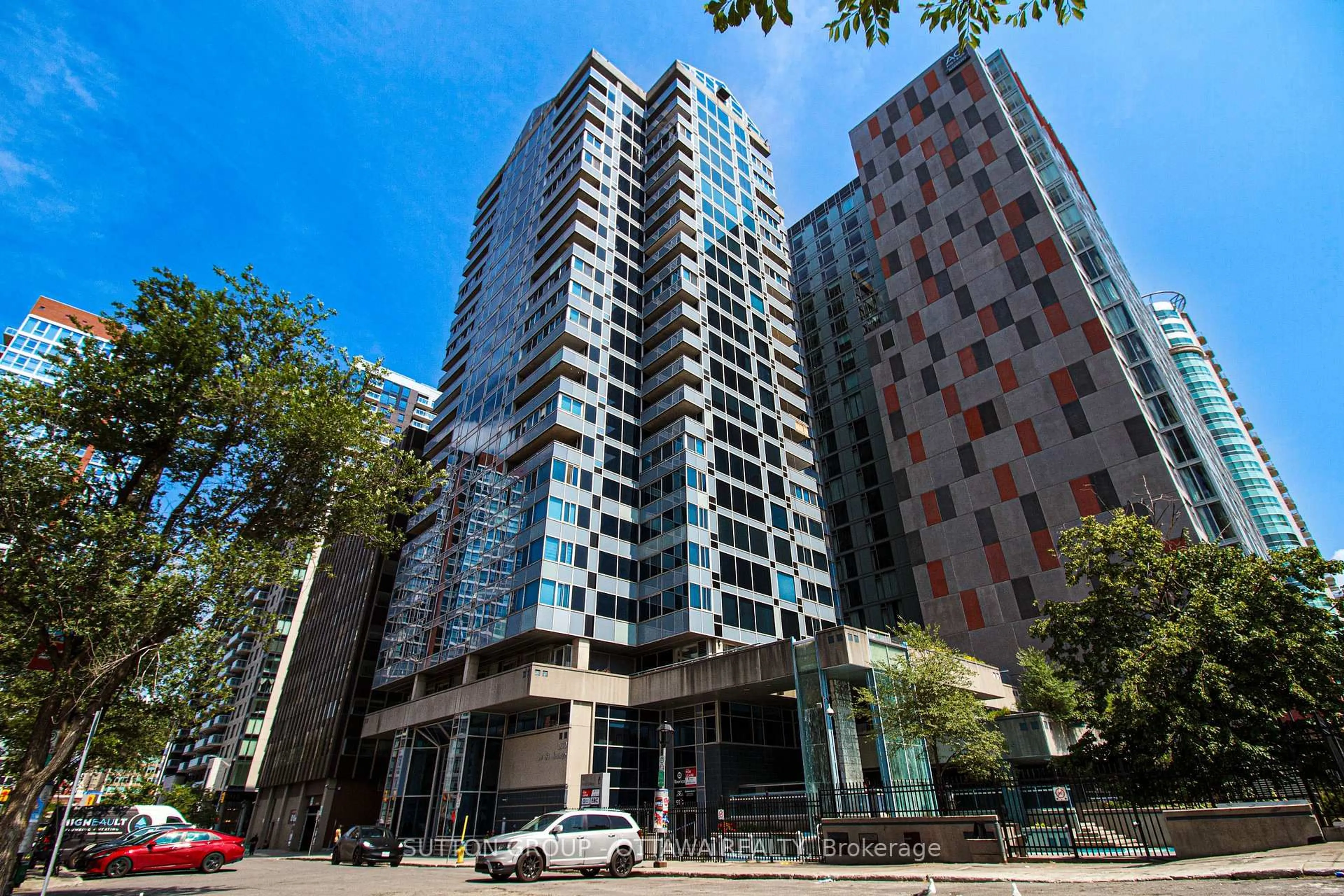 Unknown for 160 George St #160, Ottawa Ontario K1N 9M2