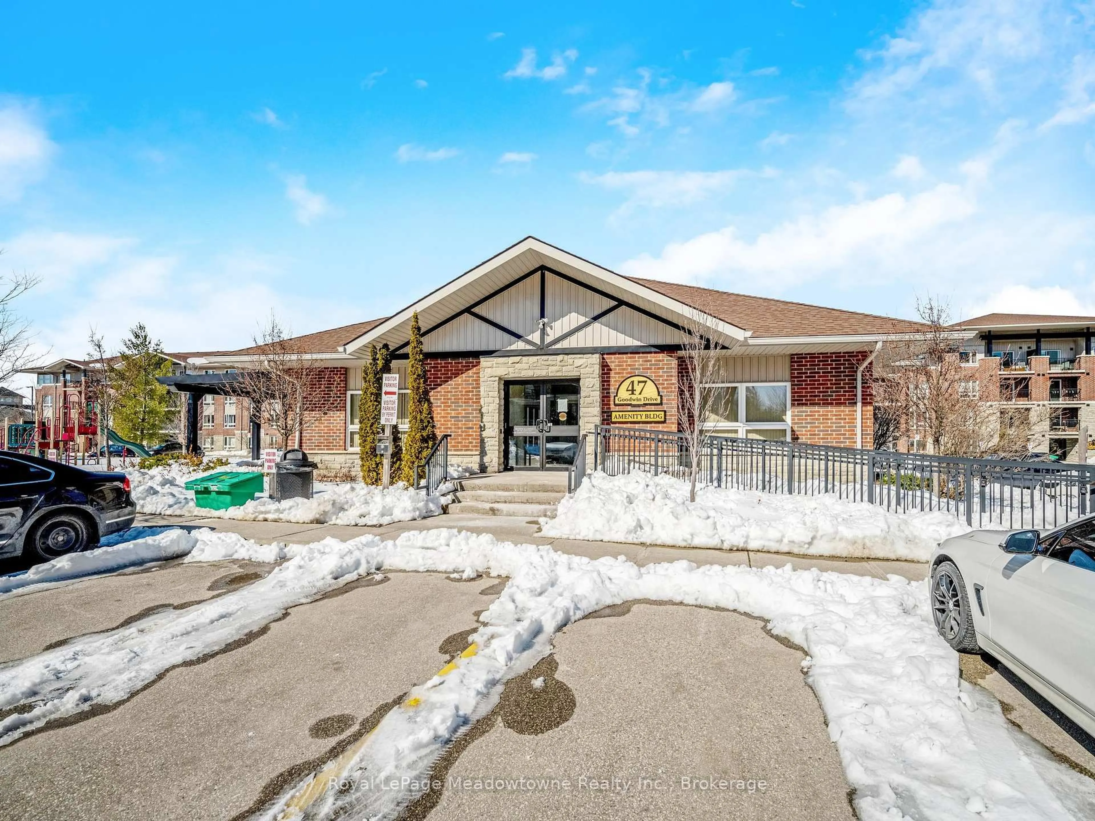 Unknown for 43 Goodwin Dr #307, Guelph Ontario N1L 0E8