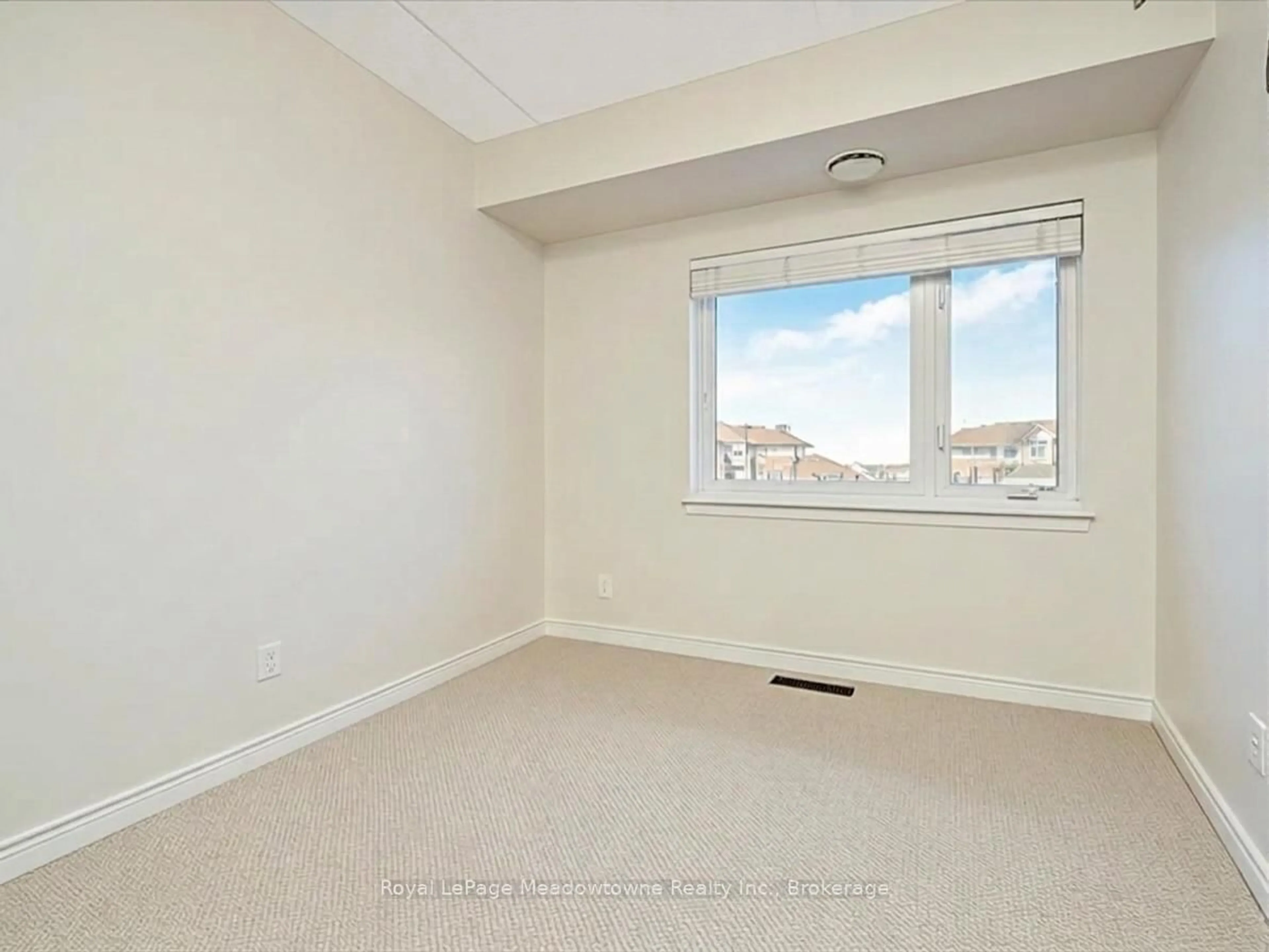A pic of a room for 43 Goodwin Dr #307, Guelph Ontario N1L 0E8