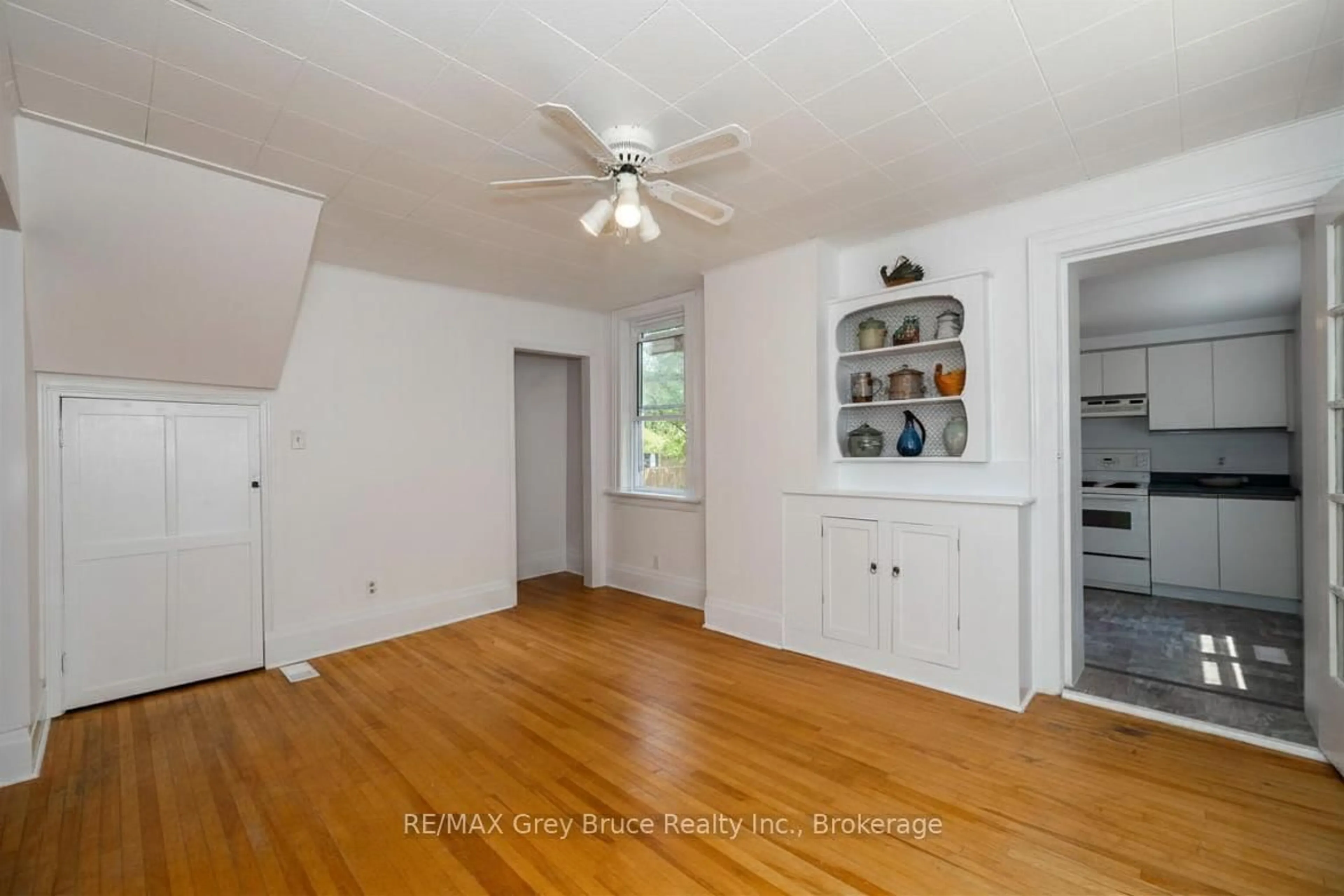 A pic of a room for 1809 3rd Ave, Owen Sound Ontario N4K 4R7