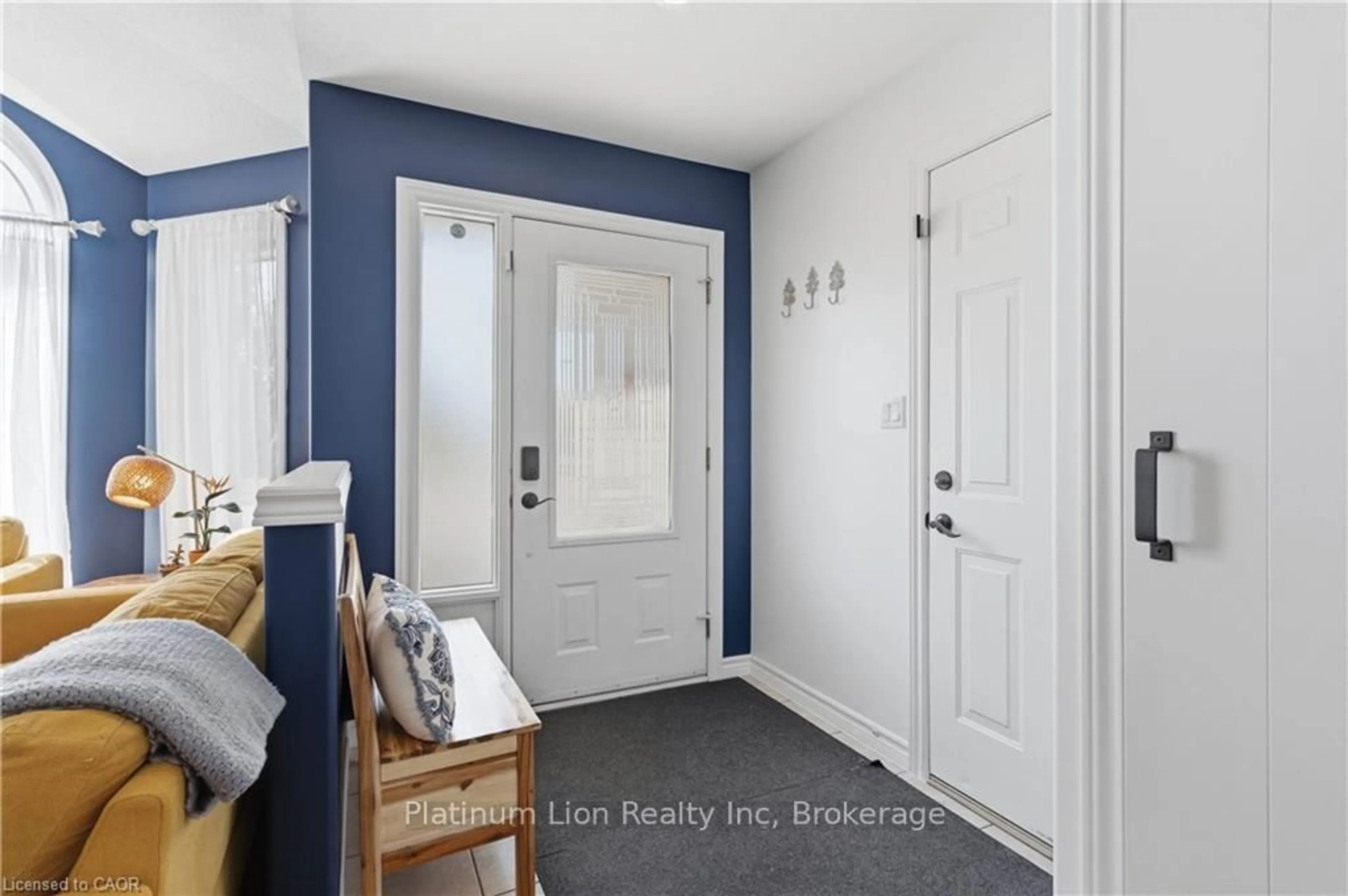 Indoor entryway for 36 Garner's Lane, Brantford Ontario N3T 6P5