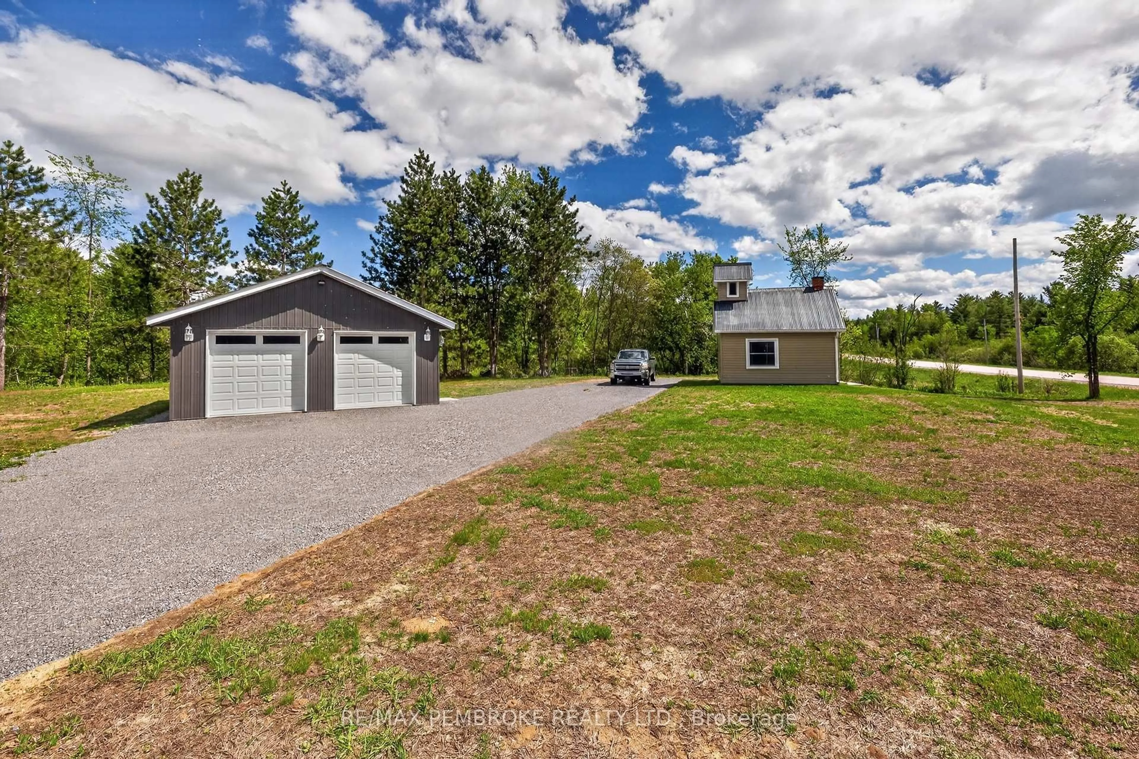 A pic from outside/outdoor area/front of a property/back of a property/a pic from drone, water/lake/river/ocean view for 387 SELL Rd, Pembroke Ontario K8A 6W4