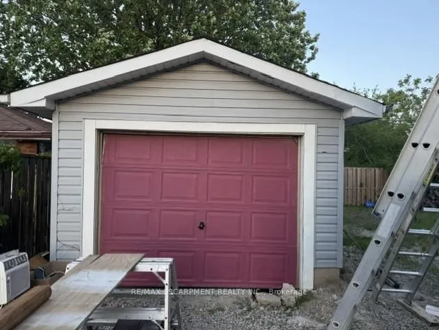 93 HOWARD Ave, Hamilton 2