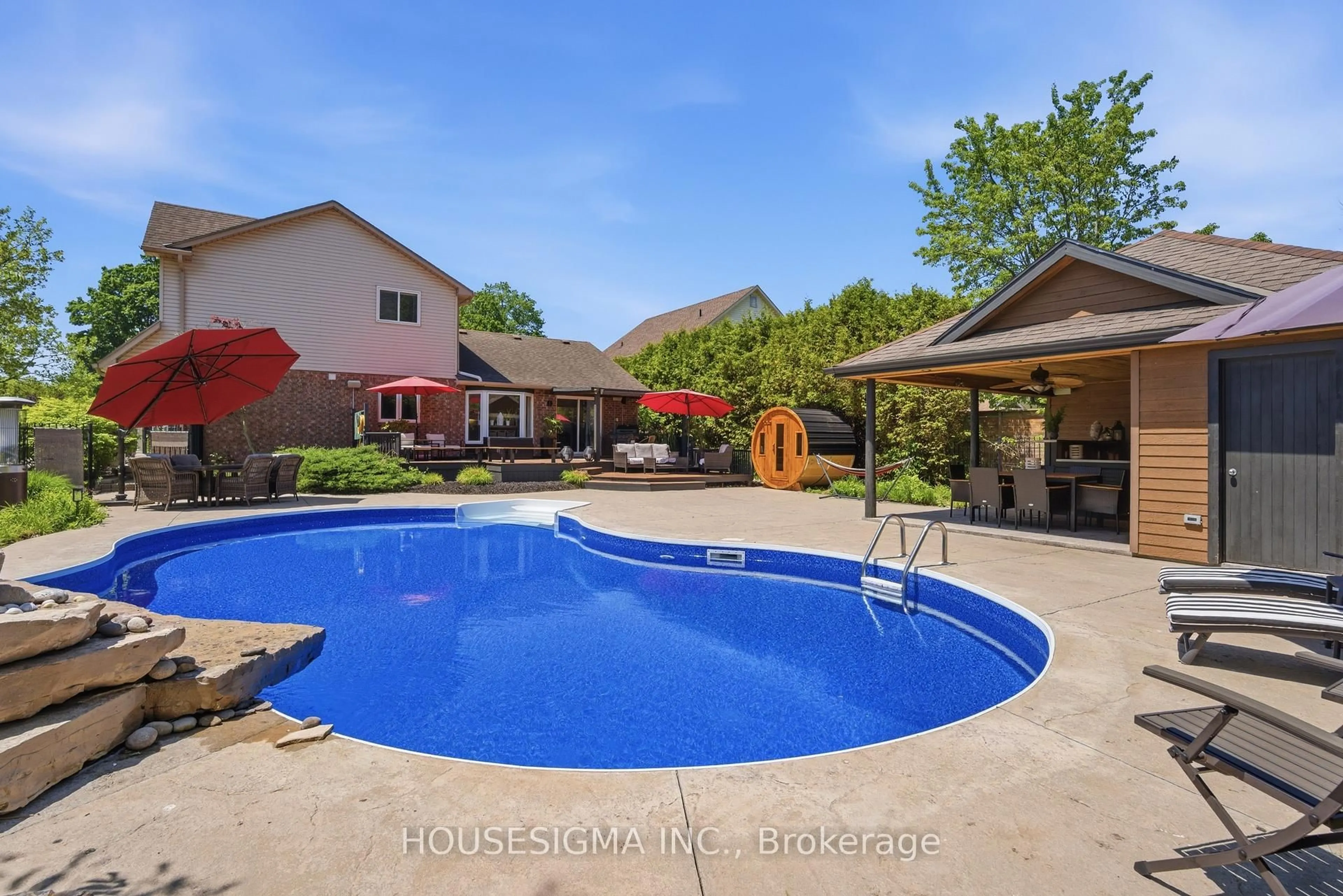 Pool for 1 Newport Lane, Norfolk Ontario N0A 1N7