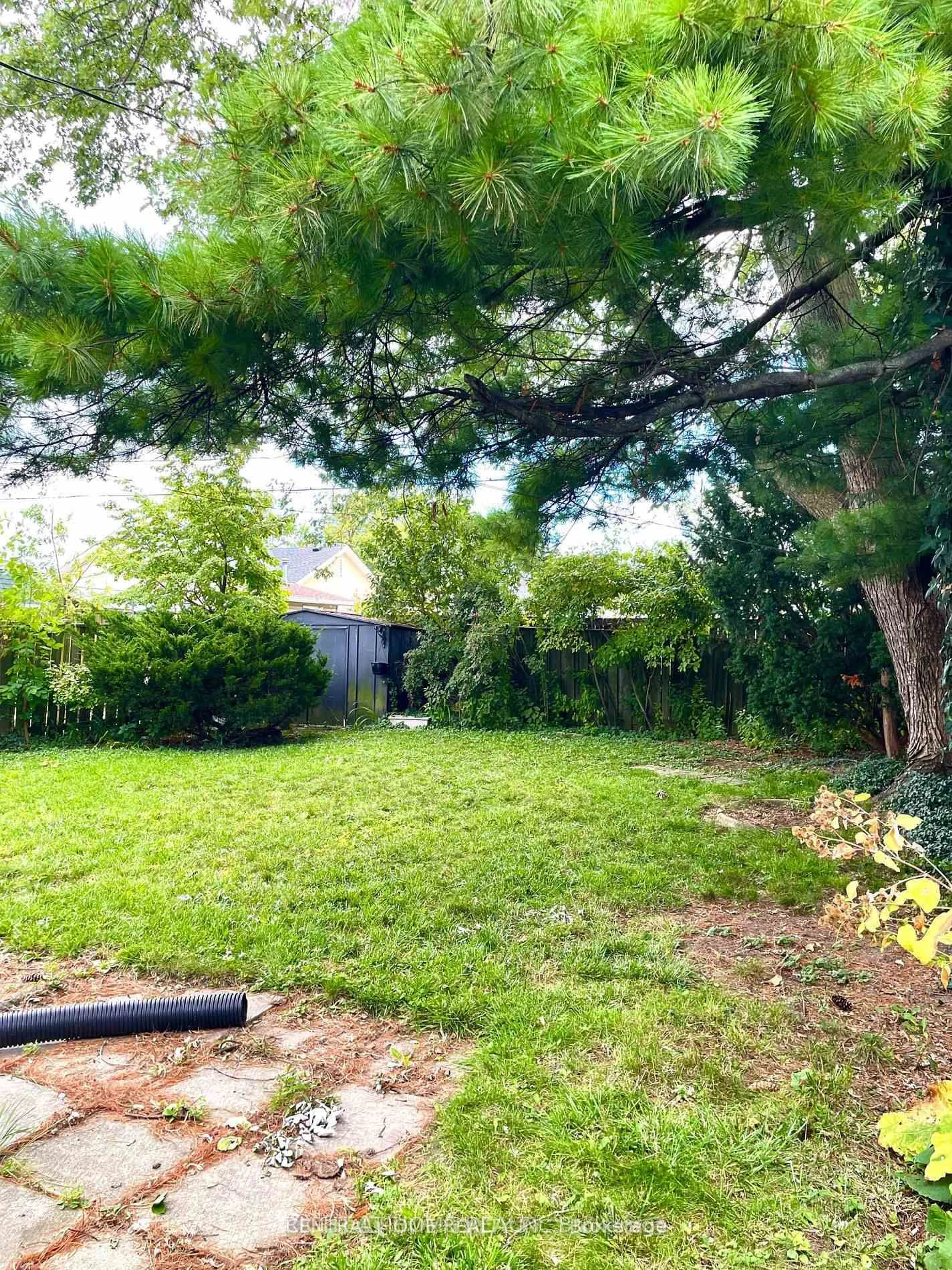 Unknown for 389 Lincoln St, Welland Ontario L3B 4N6
