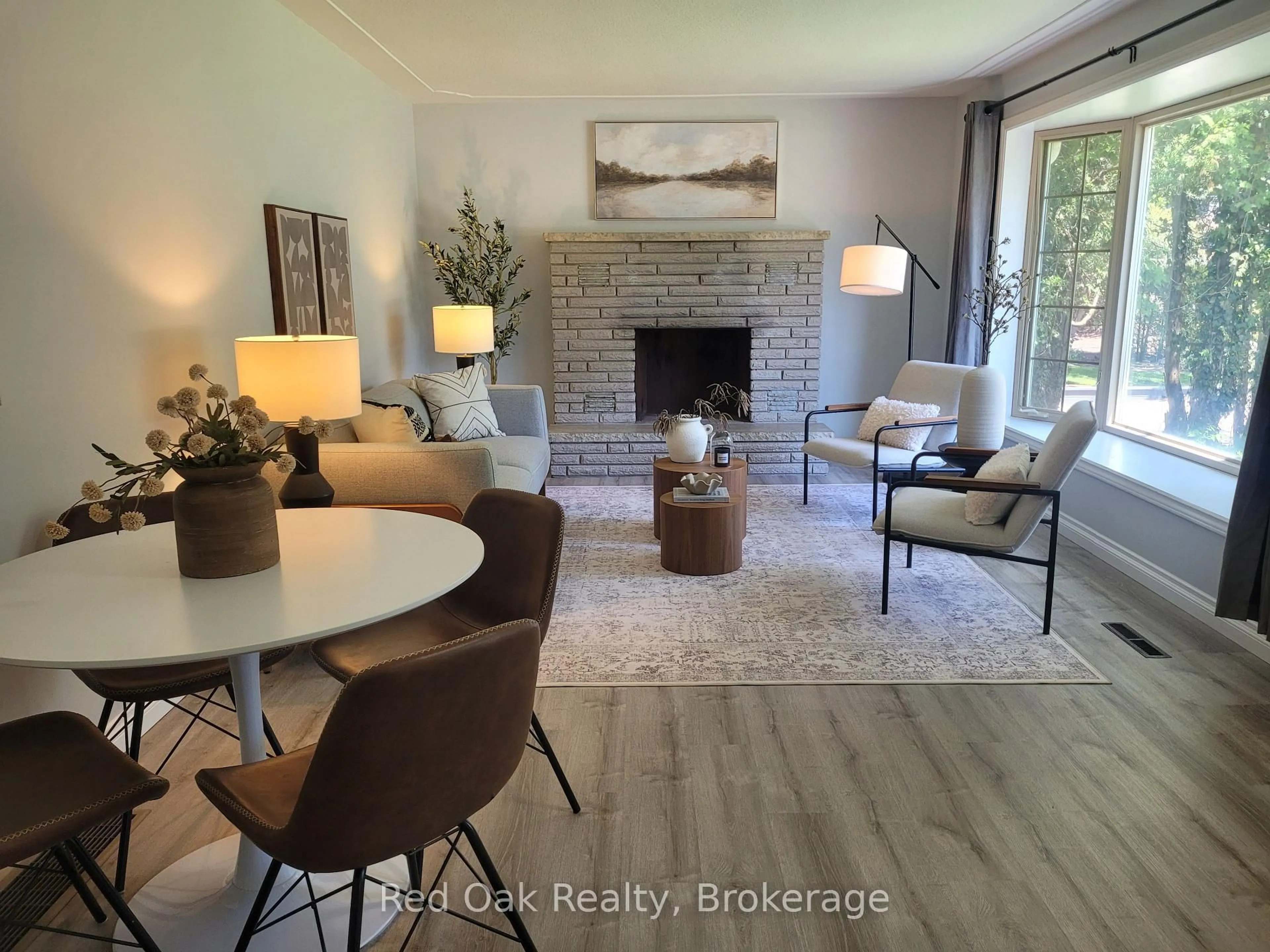 Living room with furniture, unknown for 1040 Huron Terr, Kincardine Ontario N2Z 1E5