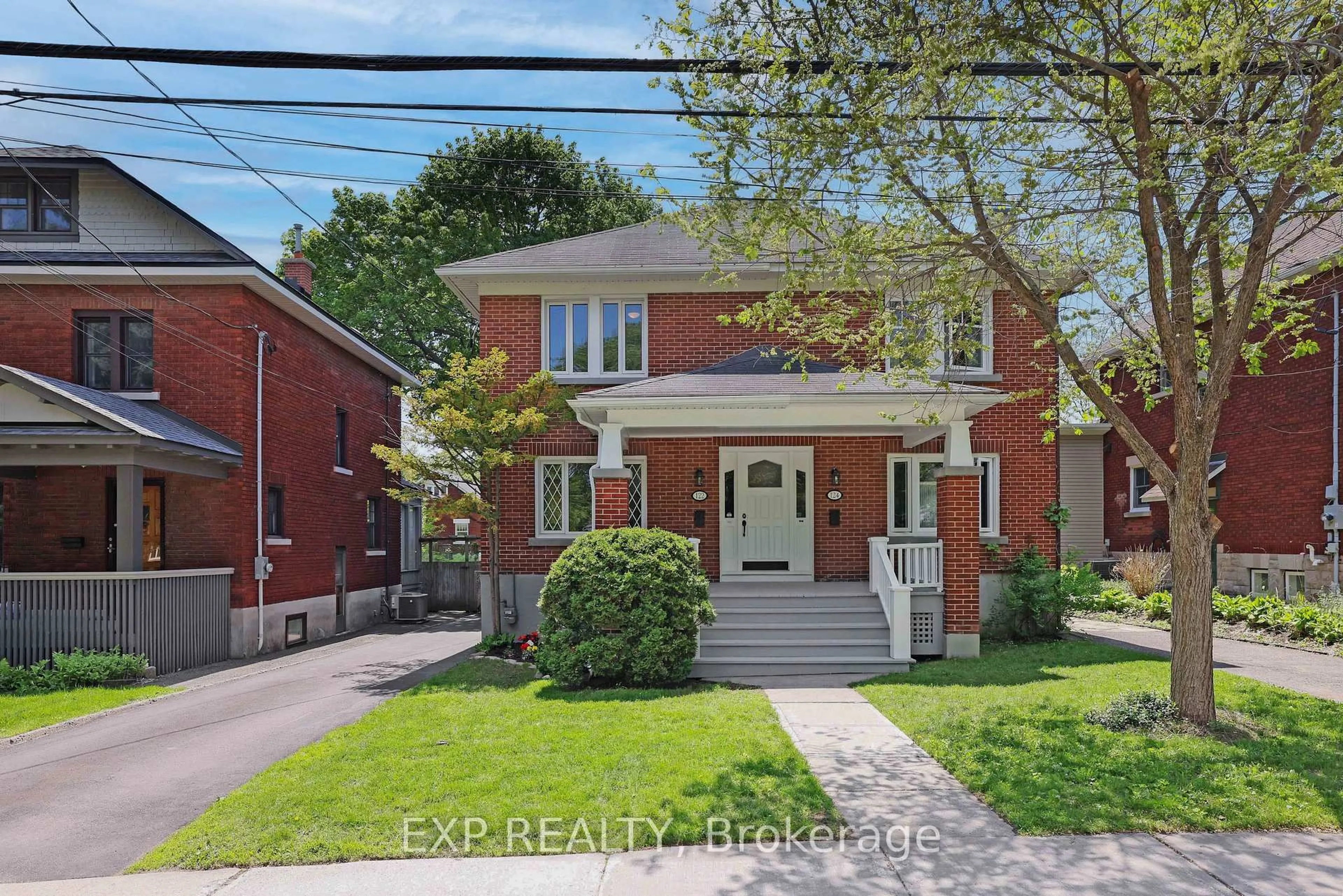 Home with brick exterior material, street for 122 Byron Ave, Ottawa Ontario K1Y 3J2