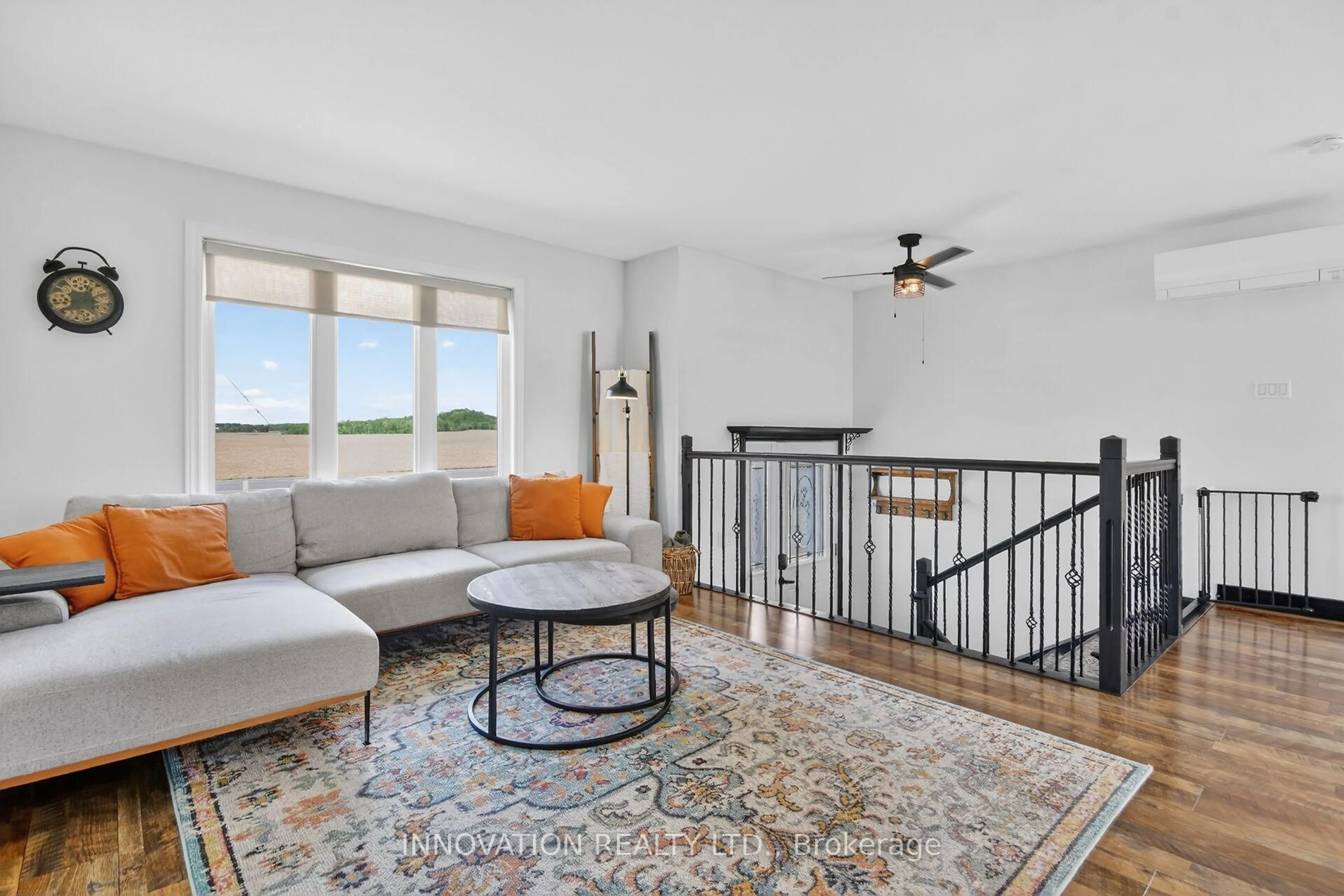 Living room with furniture, unknown for 2606 Saint-Pascal Rd, Clarence-Rockland Ontario K0A 3N0