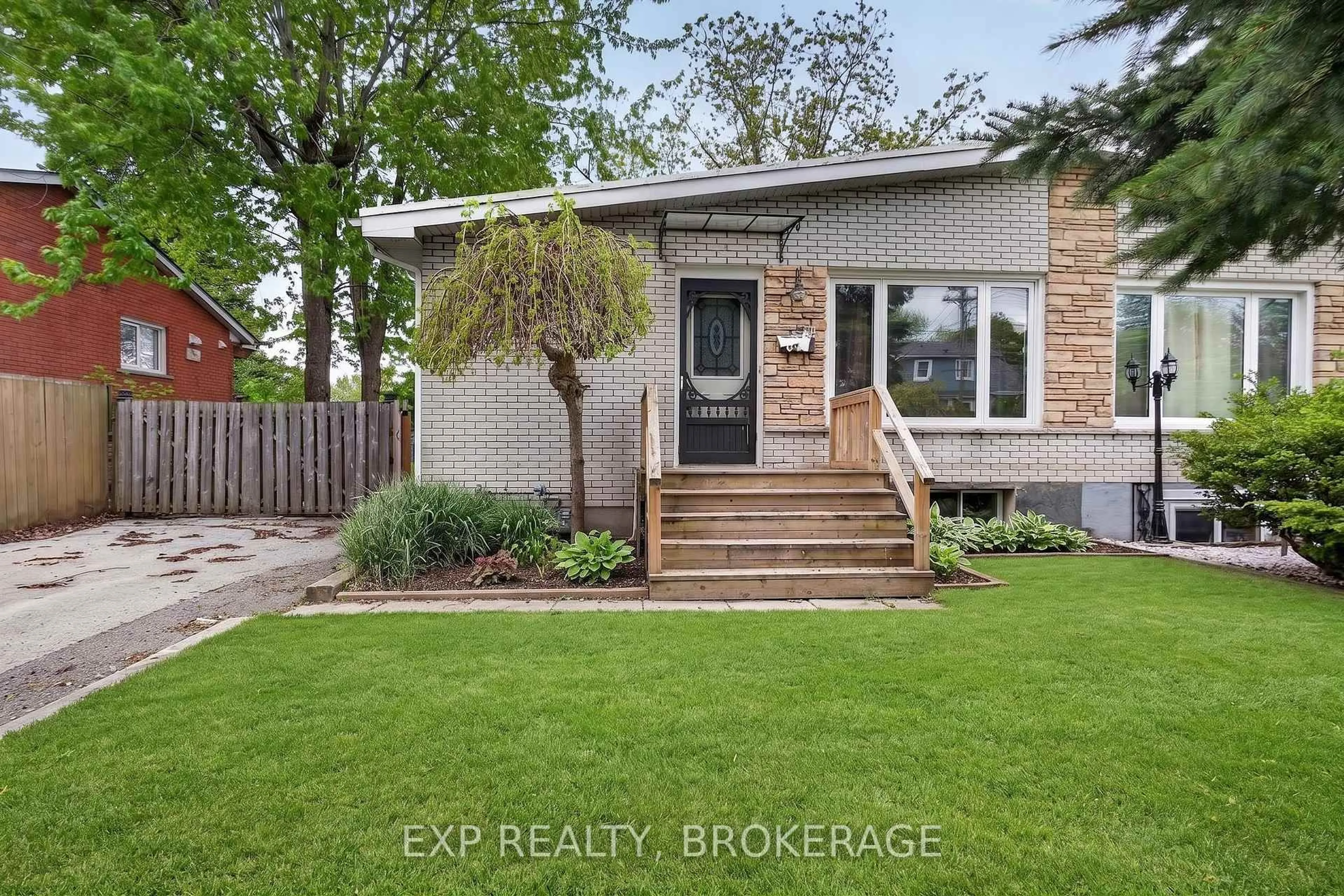 Unknown for 340 PALACE Rd, Kingston Ontario K7L 4T3