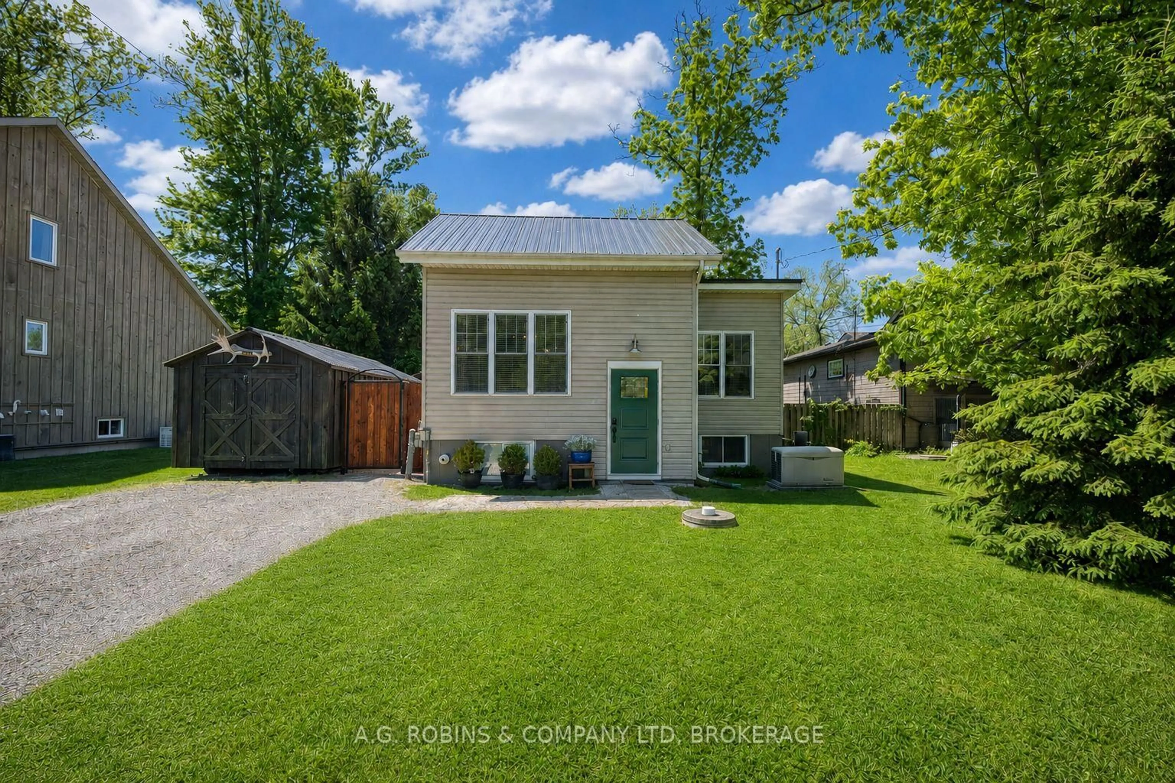 Shed for 10585 Maplewood Dr, Wainfleet Ontario L3K 5V4