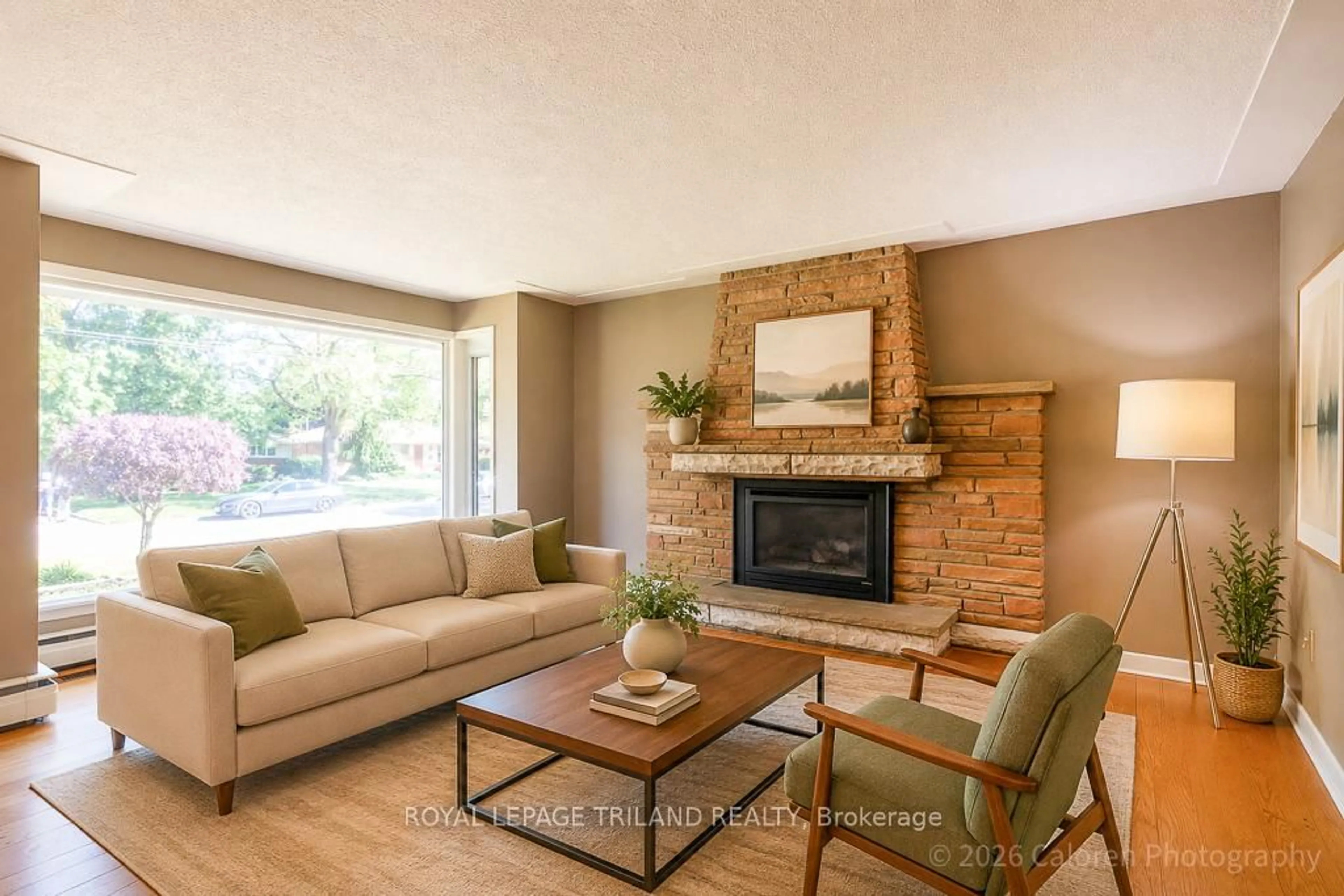 Living room with furniture, unknown for 37 Dennis Ave, London South Ontario N6P 1B8
