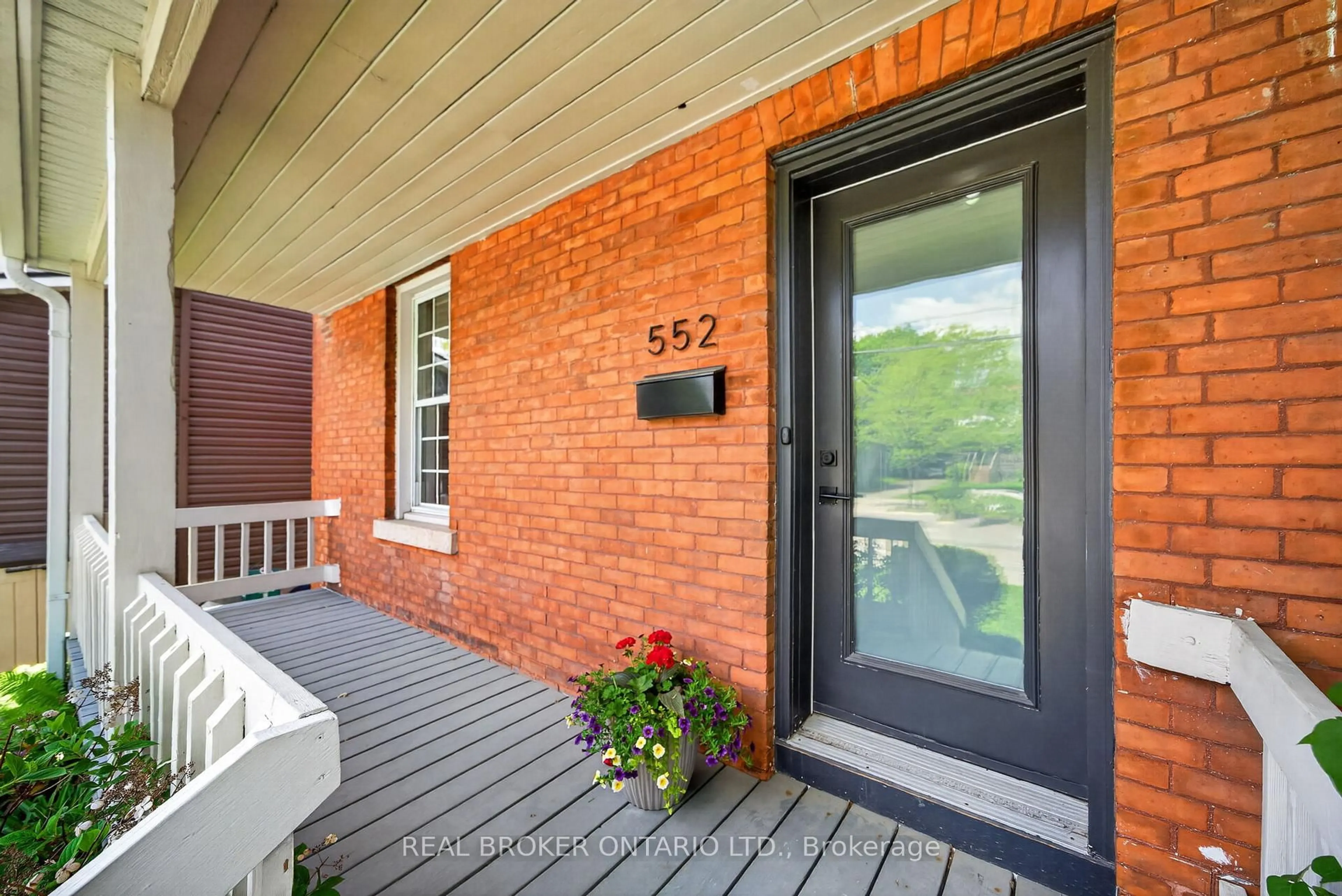 Home with brick exterior material, street for 552 Churchill Ave, Ottawa Ontario K1Z 5E5
