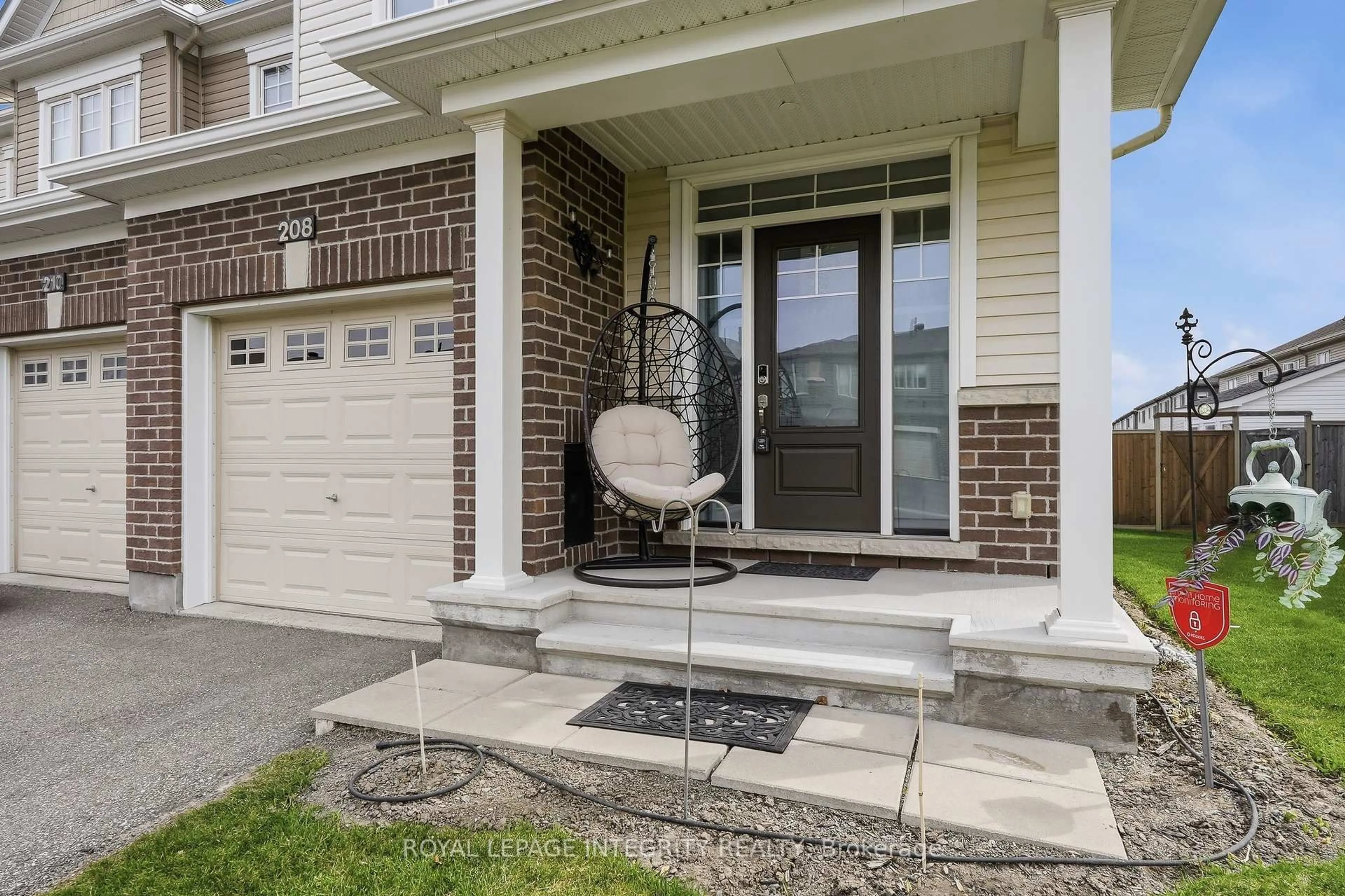 Unknown for 208 Mountain Sorrel Way, Ottawa Ontario K4A 1H2