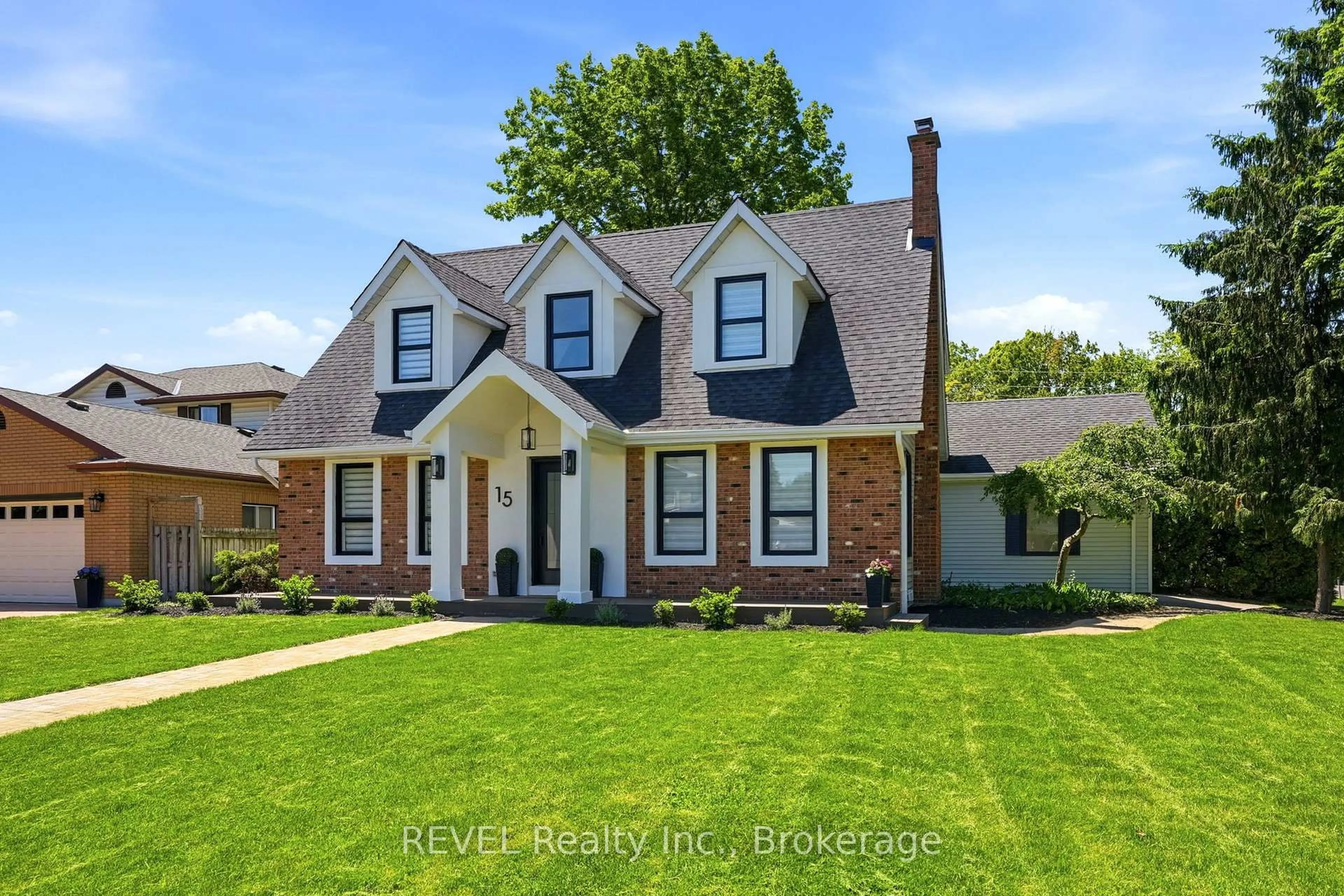 Home with brick exterior material, street for 15 Macintosh Cres, St. Catharines Ontario L2N 7M1