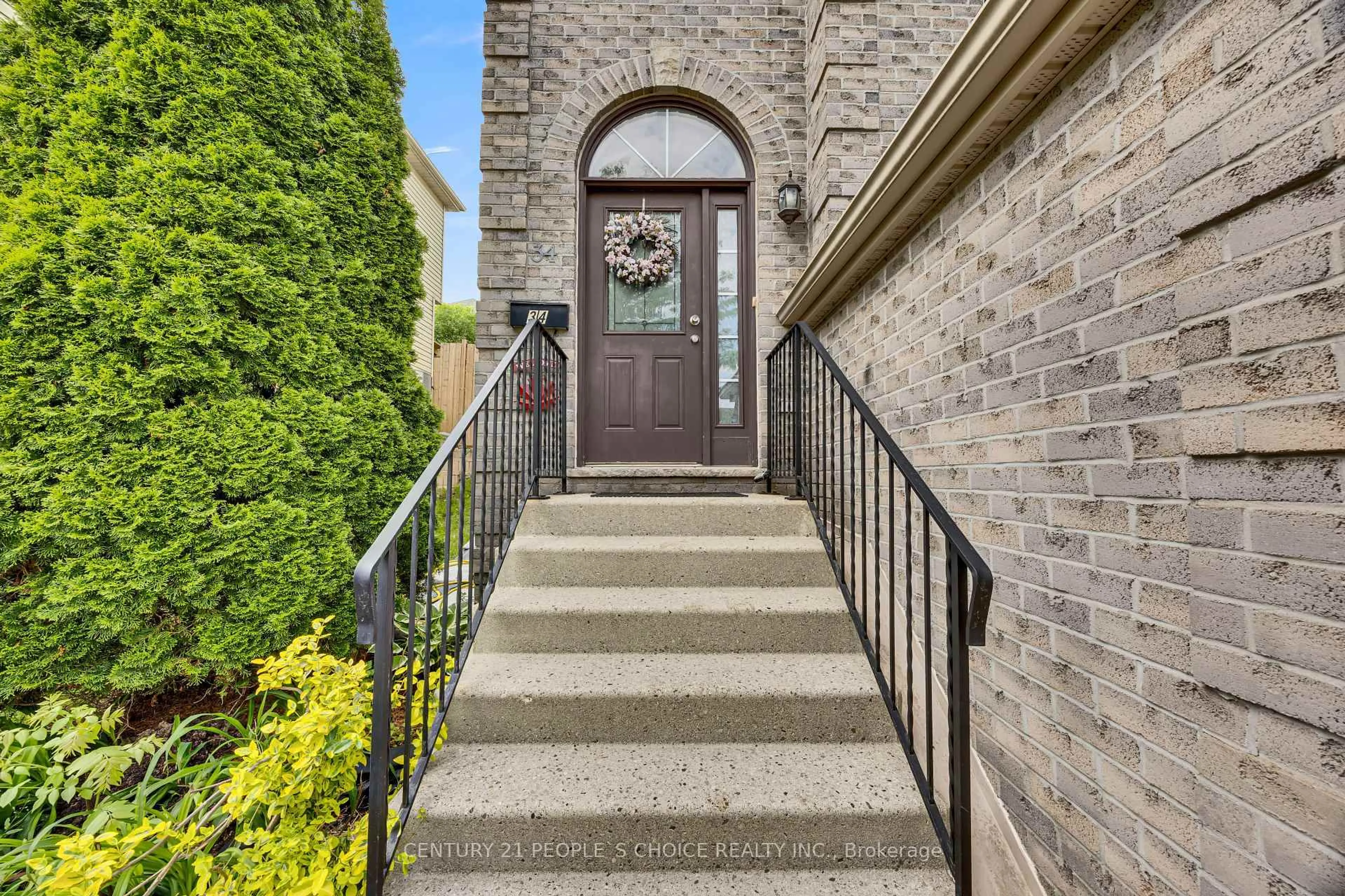 Unknown for 34 Phair Cres, London South Ontario N5Z 5B5